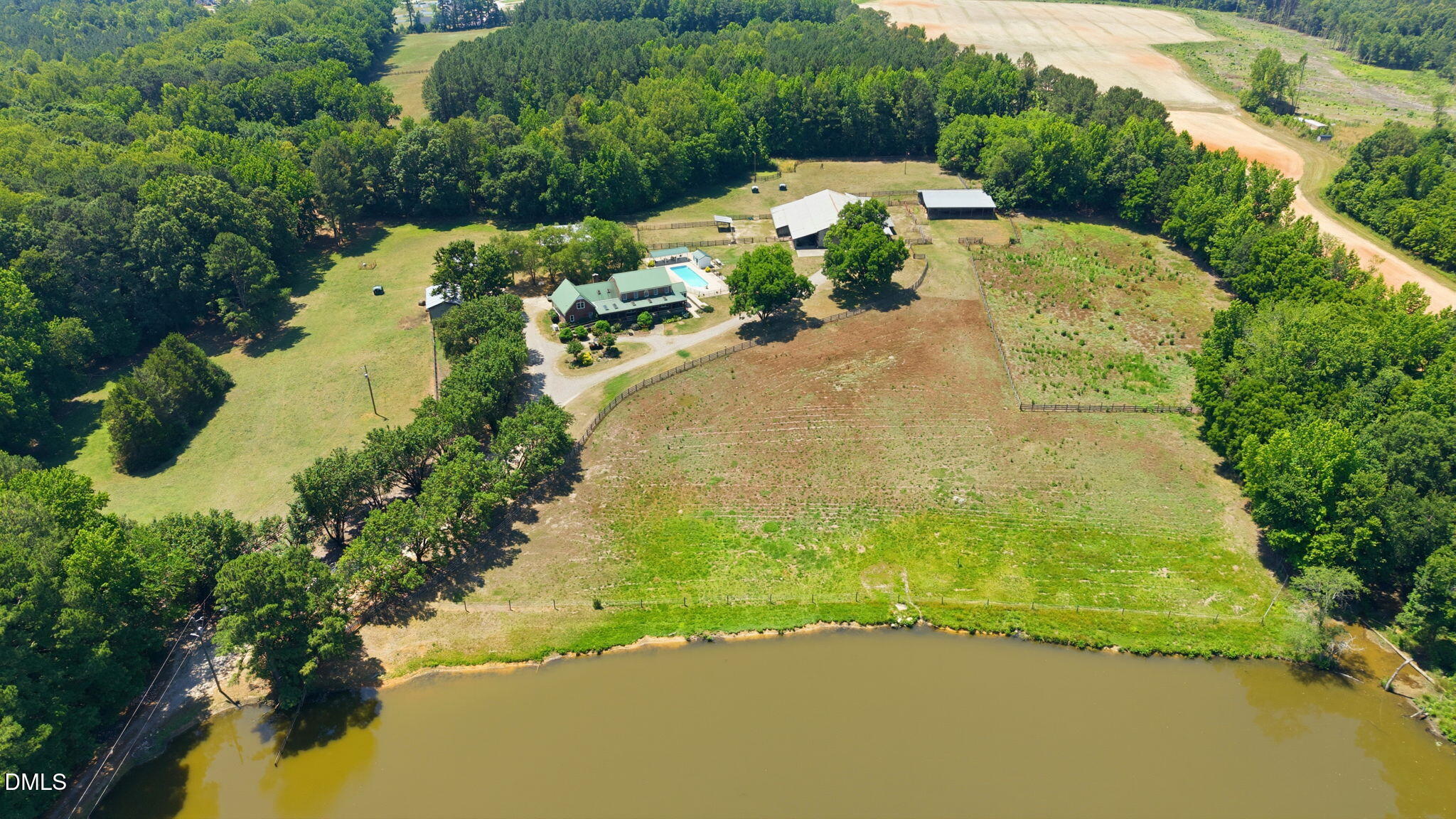 1527 W Castalia Road Property Photo 10