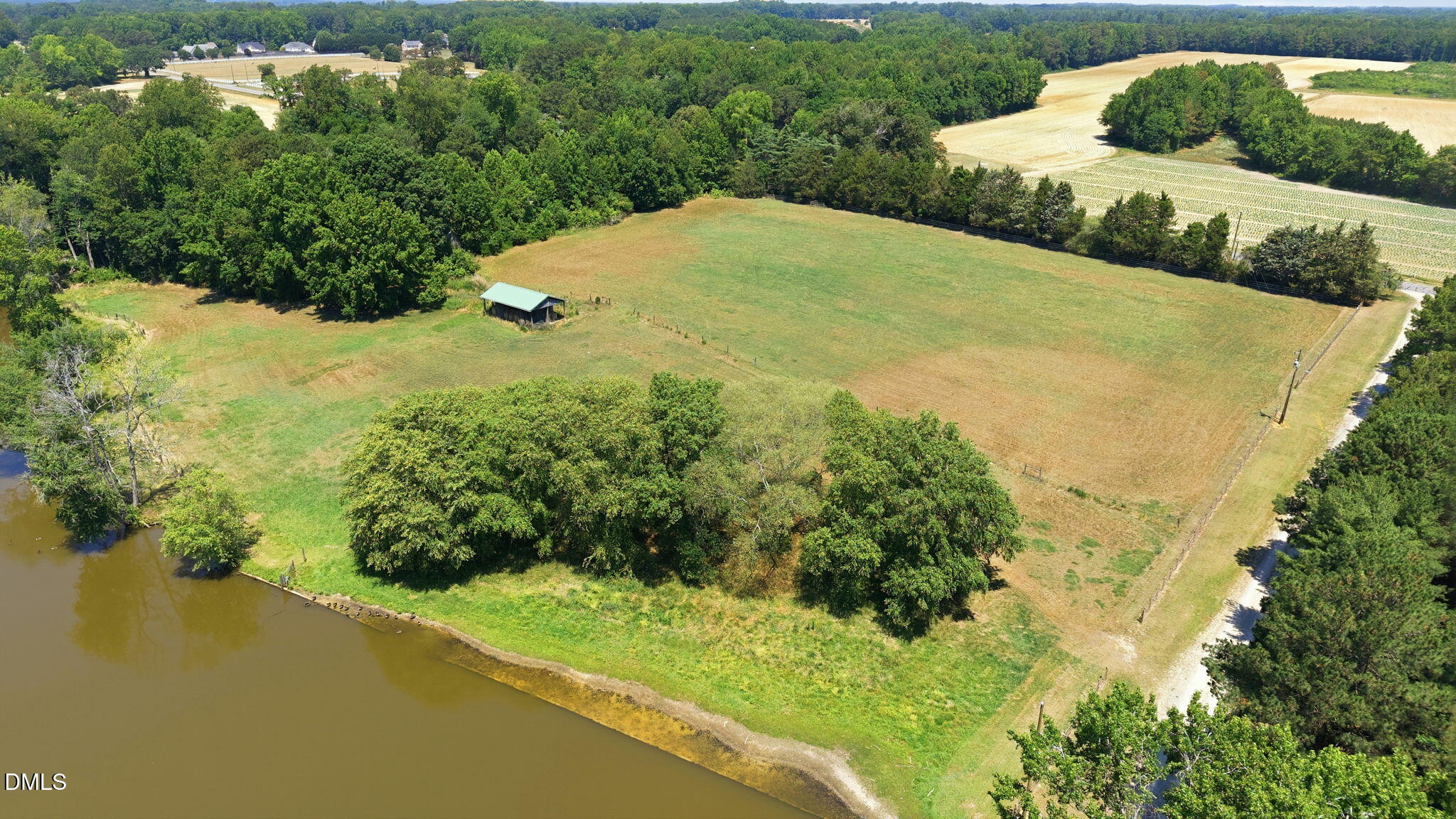 1527 W Castalia Road Property Photo 18