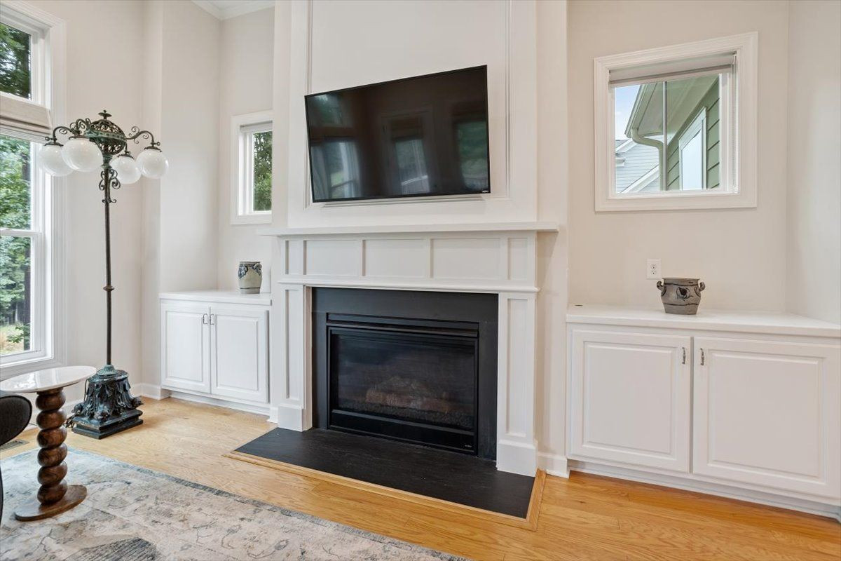 305 Ironcreek Place Property Photo 17