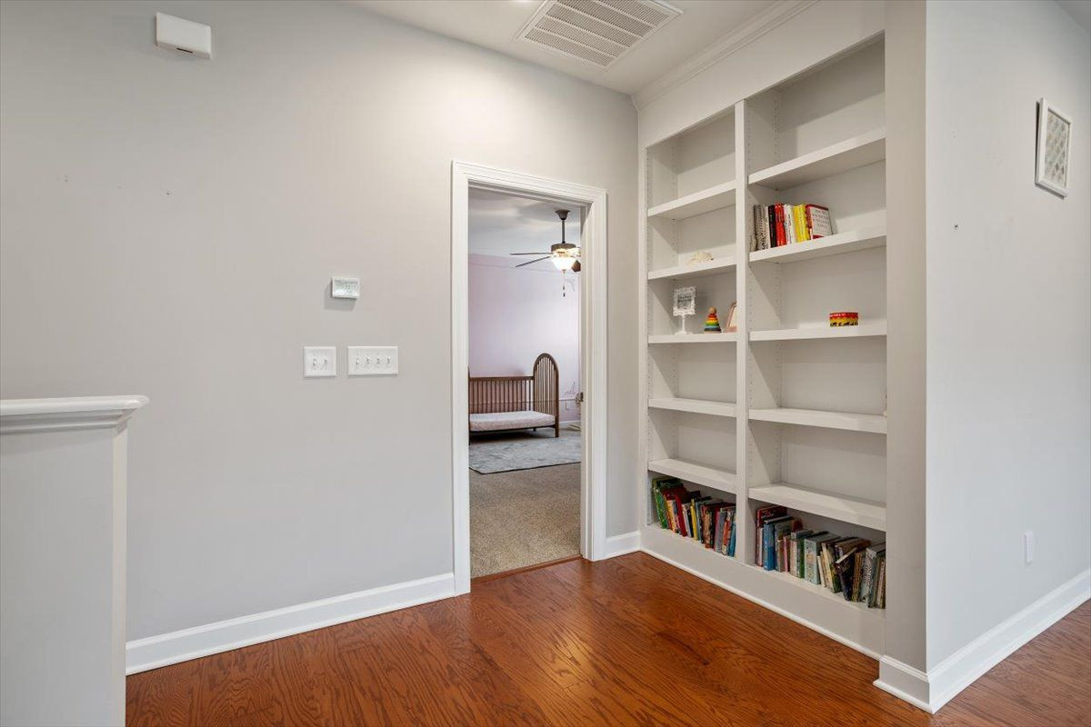 305 Ironcreek Place Property Photo 27