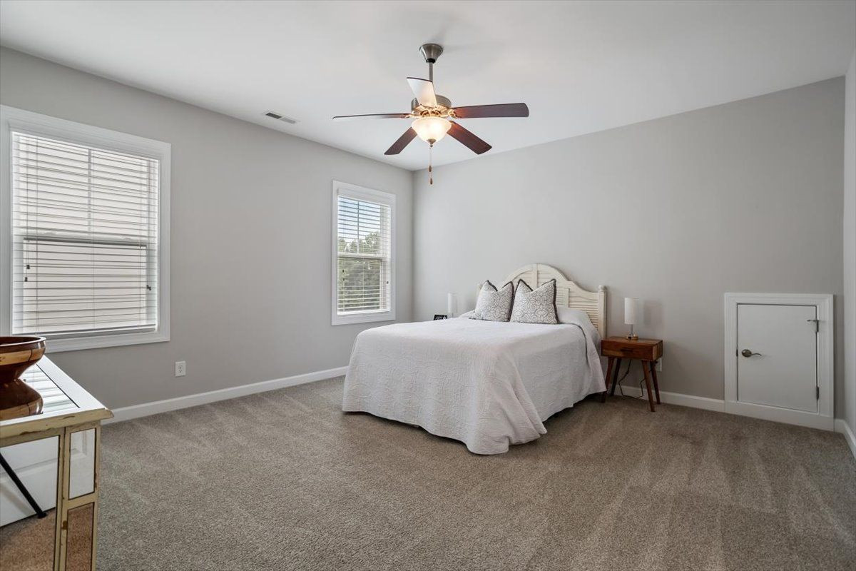 305 Ironcreek Place Property Photo 29