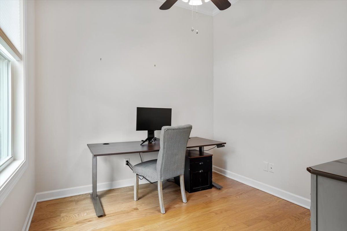 305 Ironcreek Place Property Photo 35