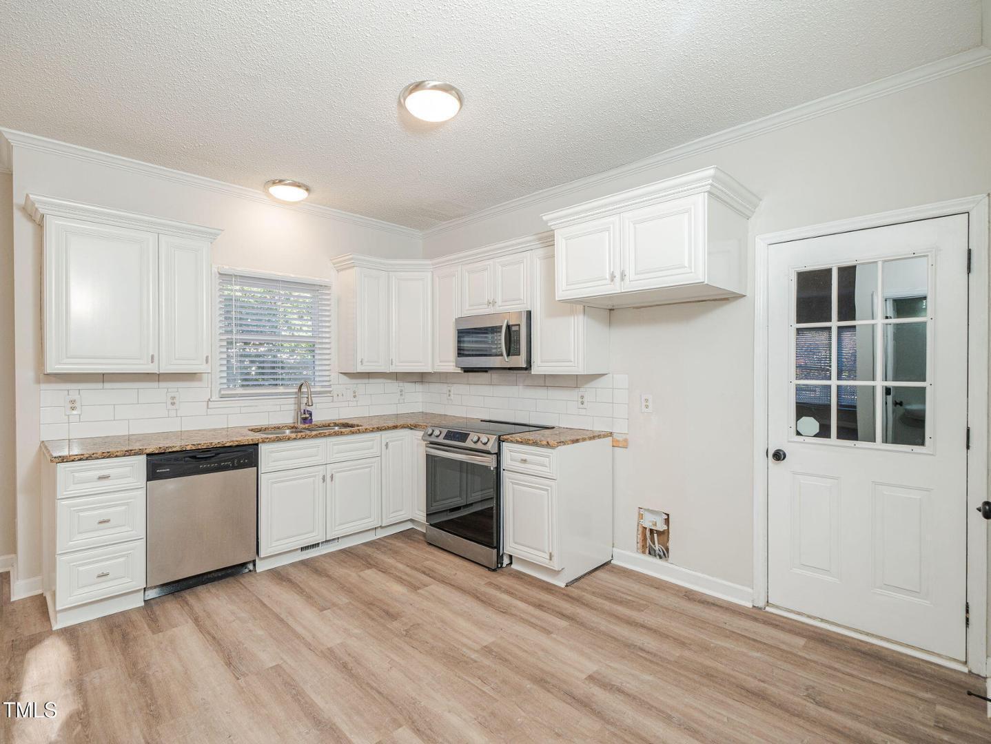 2532 Birchford Court Property Photo 17