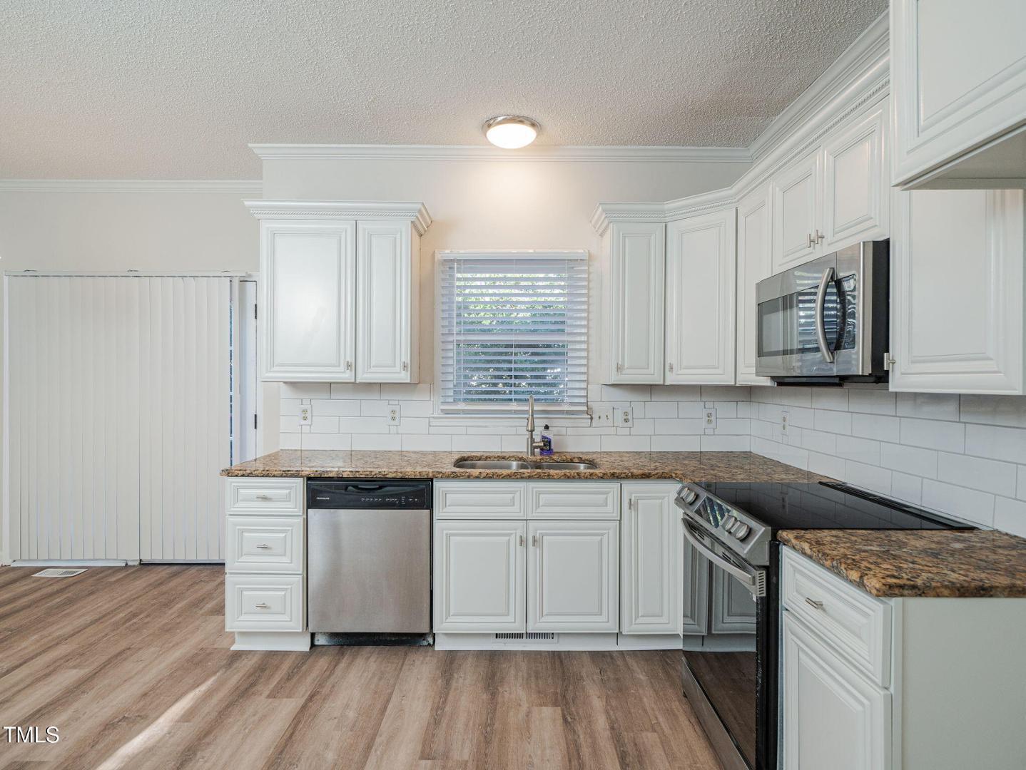 2532 Birchford Court Property Photo 18