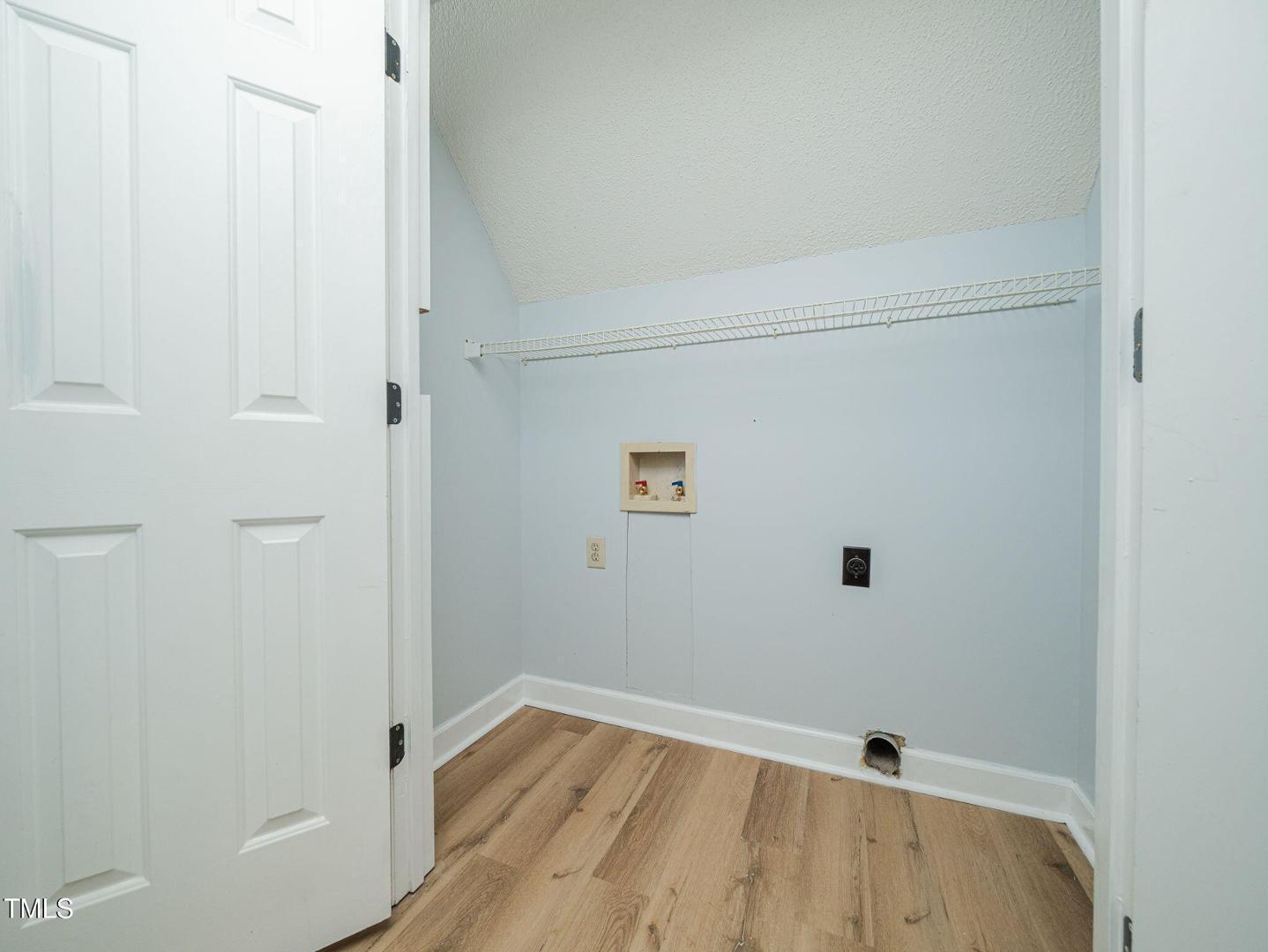 2532 Birchford Court Property Photo 31