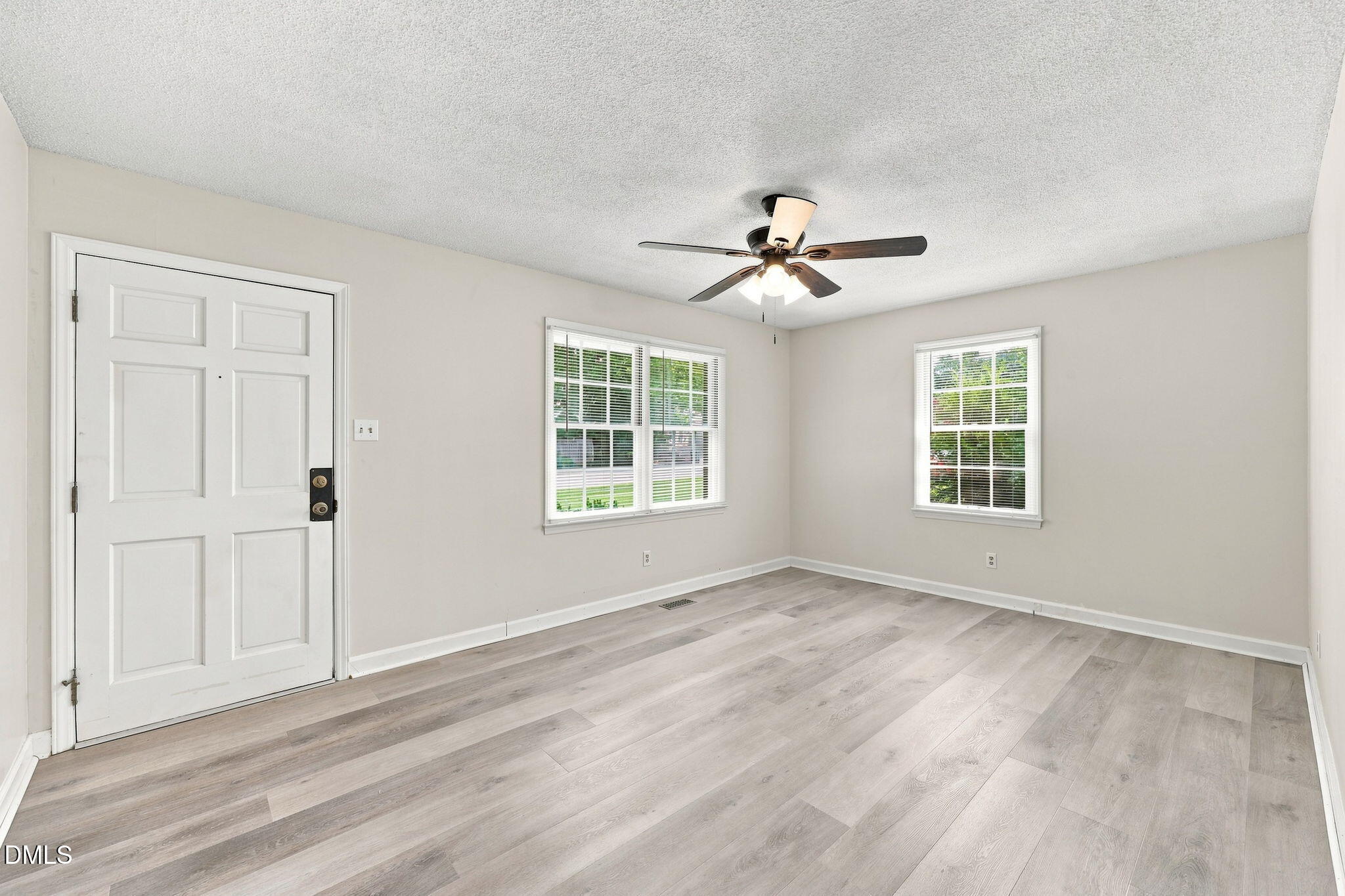 303 Sunset Avenue Property Photo 17