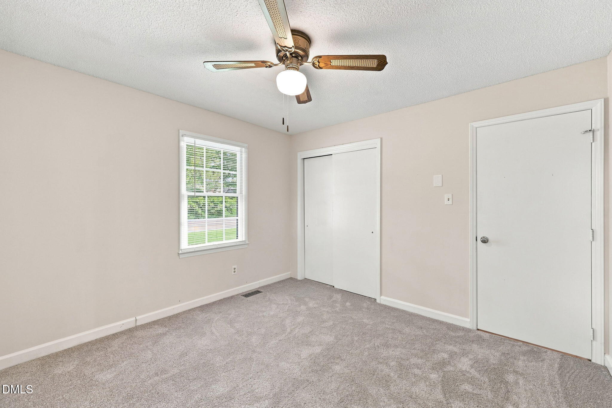 303 Sunset Avenue Property Photo 25