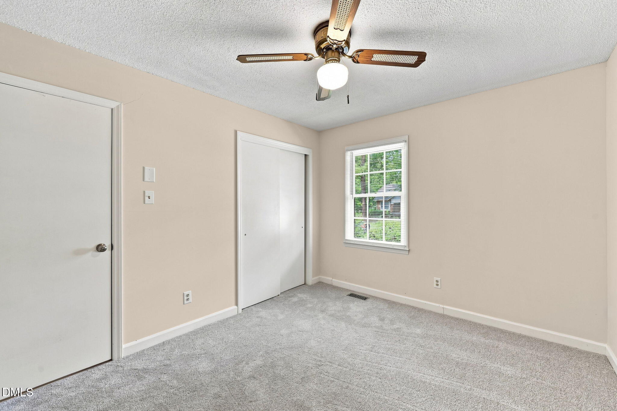 303 Sunset Avenue Property Photo 27