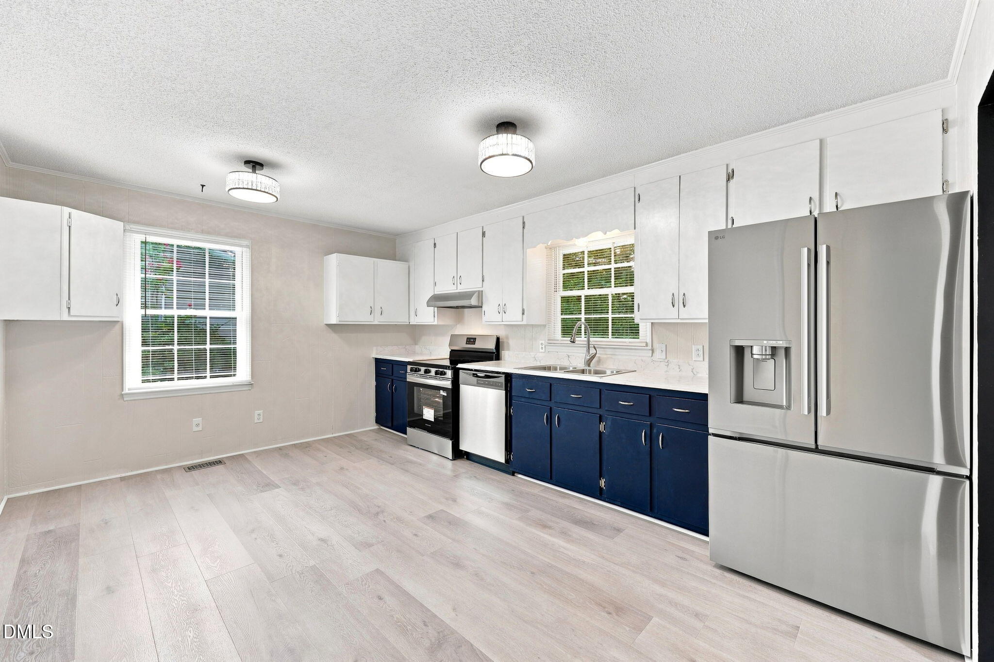 303 Sunset Avenue Property Photo 31
