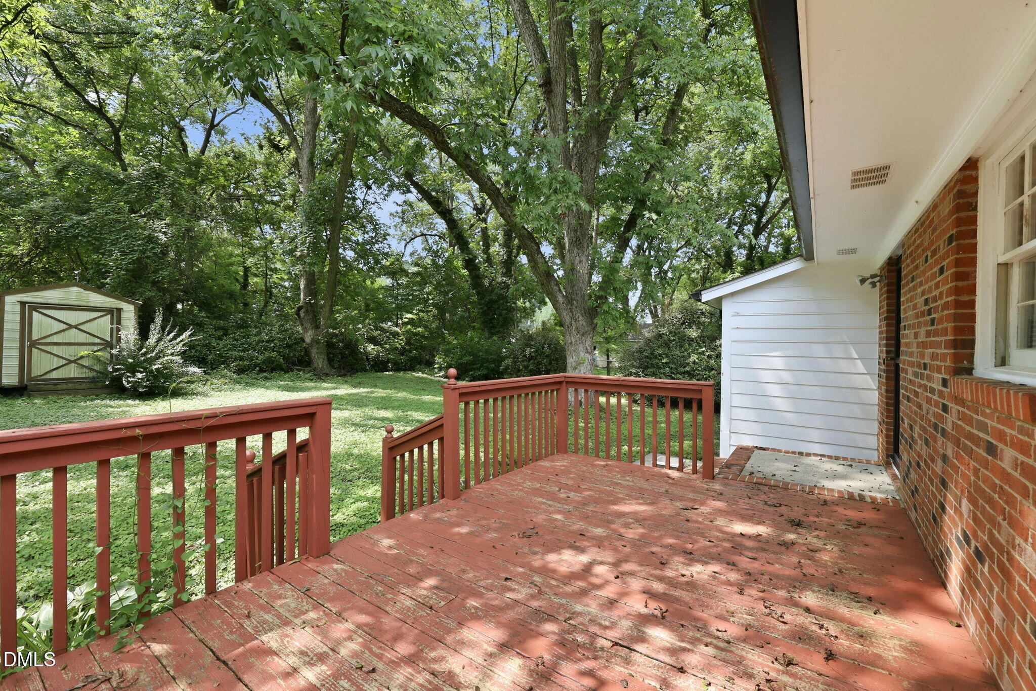 303 Sunset Avenue Property Photo 38