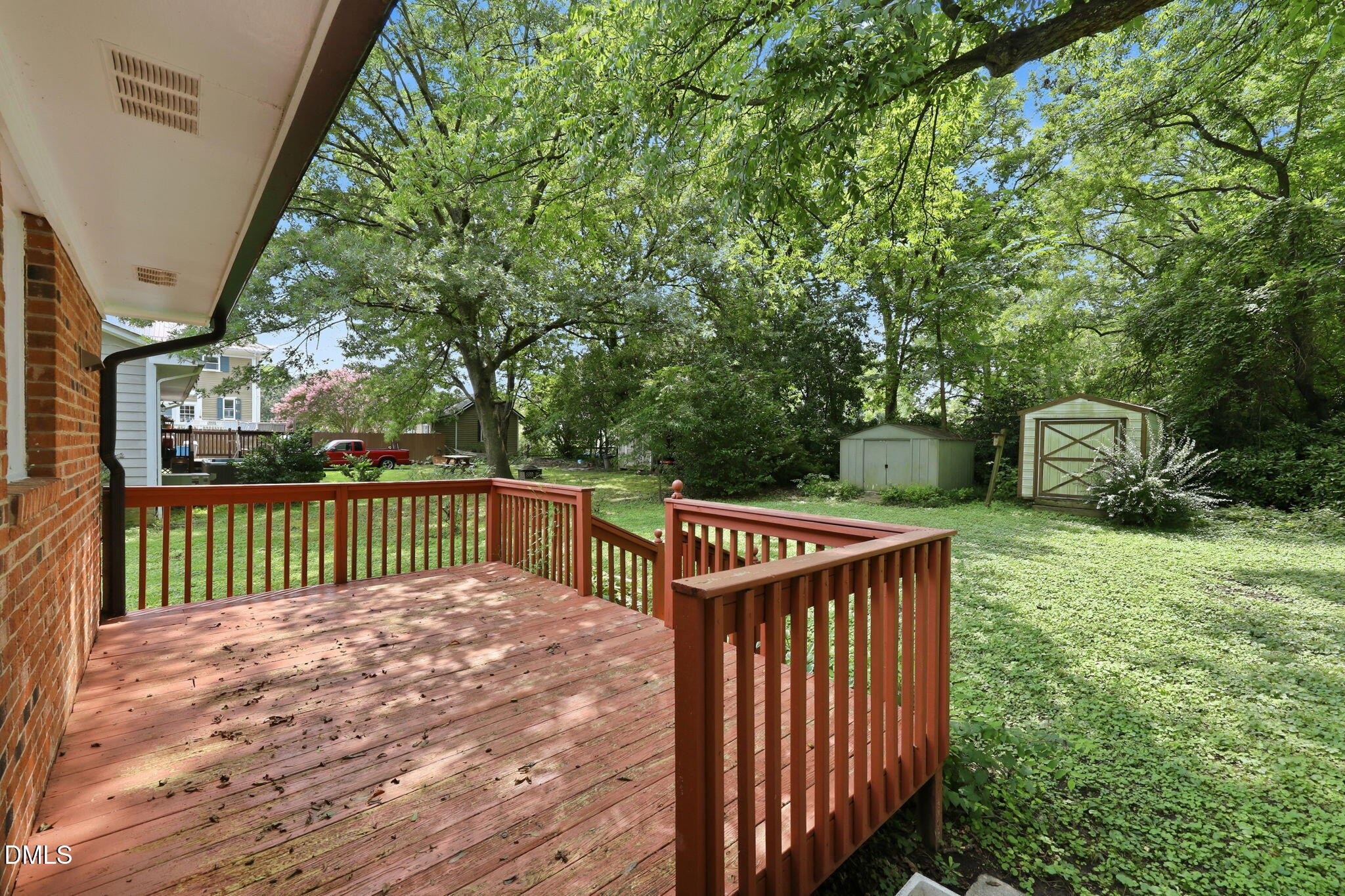 303 Sunset Avenue Property Photo 39