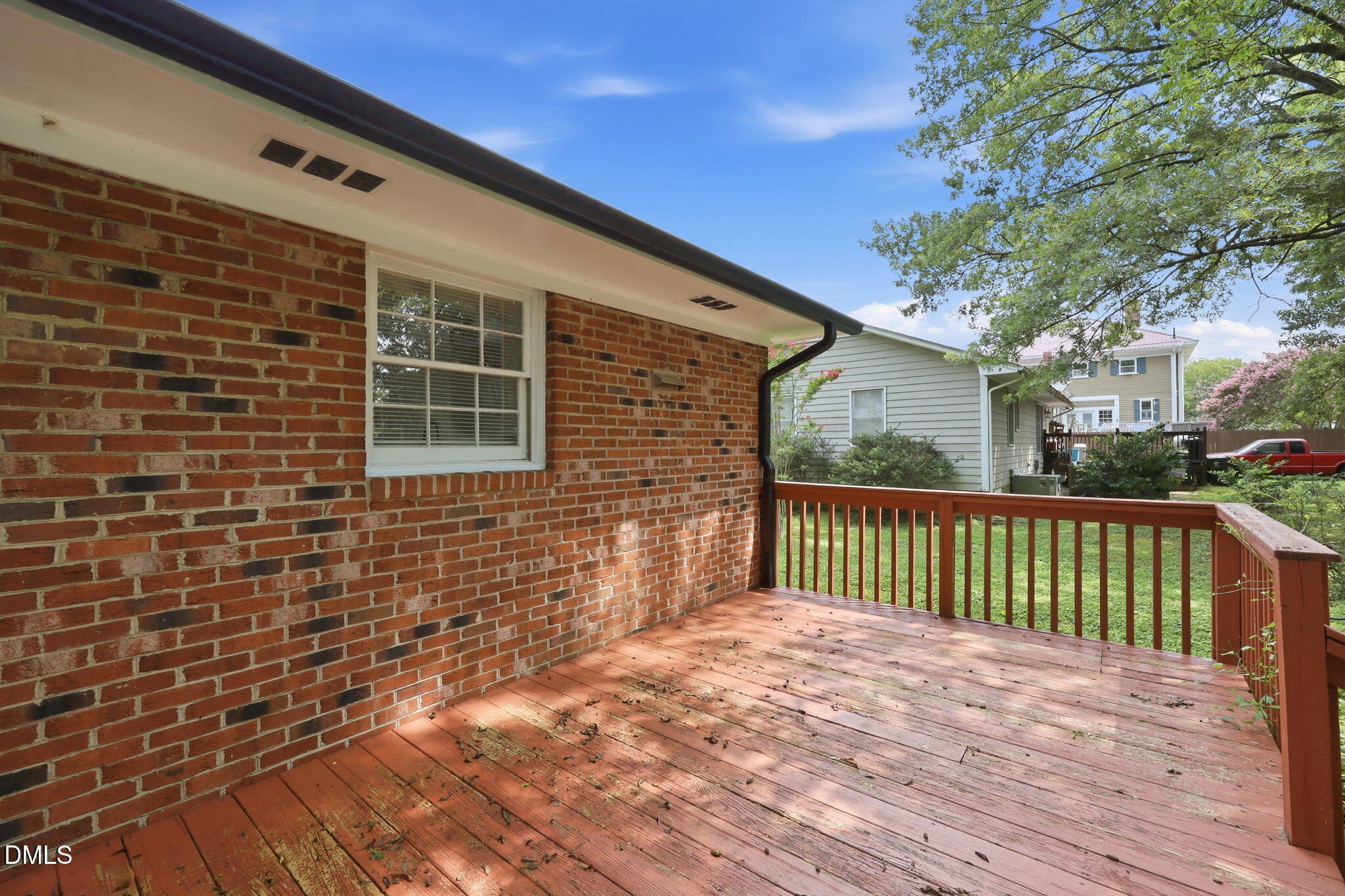 303 Sunset Avenue Property Photo 40
