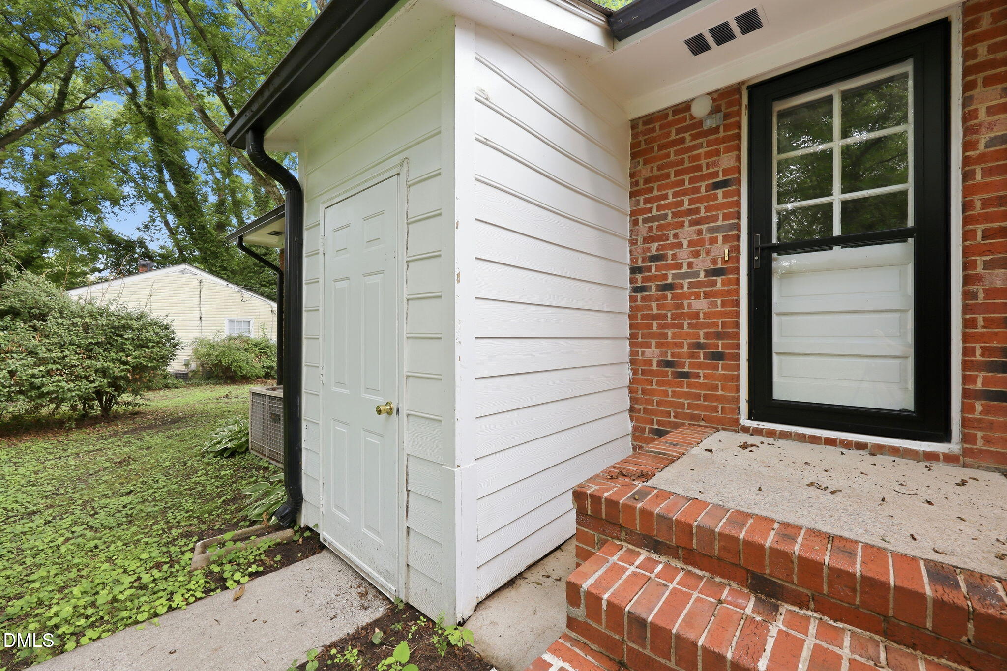 303 Sunset Avenue Property Photo 41