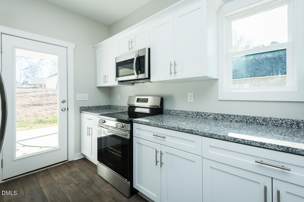 1070 Pinnix Lp Property Photo 12