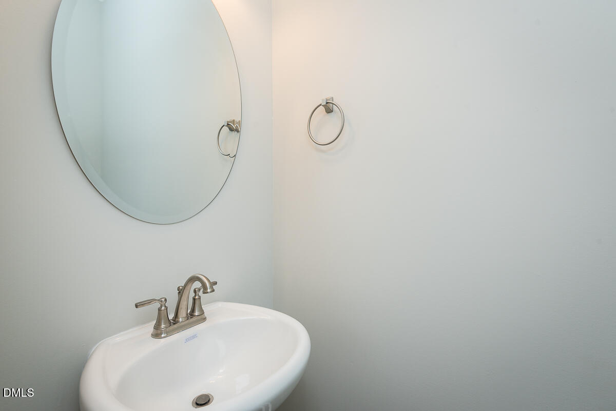 1070 Pinnix Lp Property Photo 16