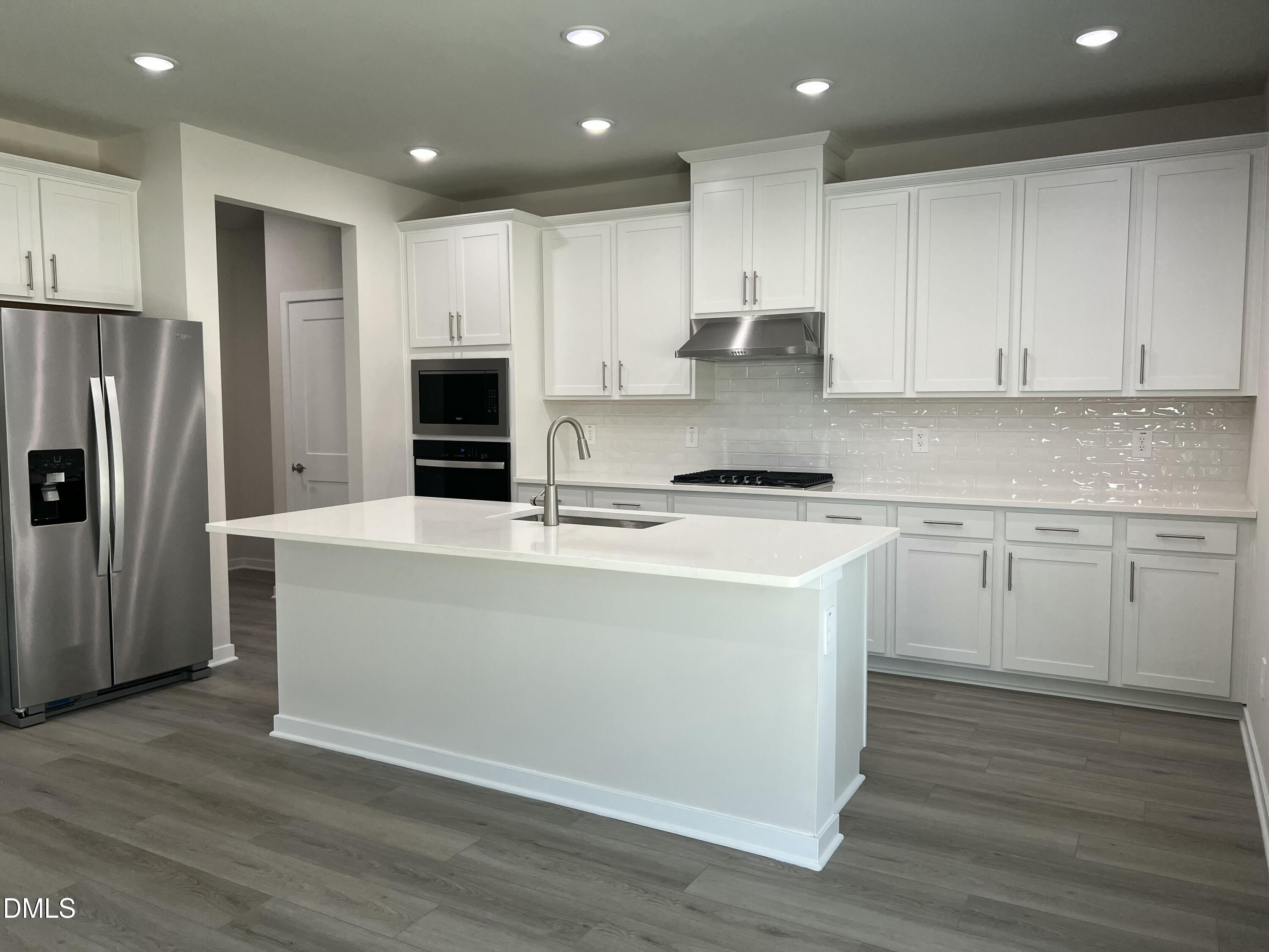 2113 Topsail Road Property Photo 4