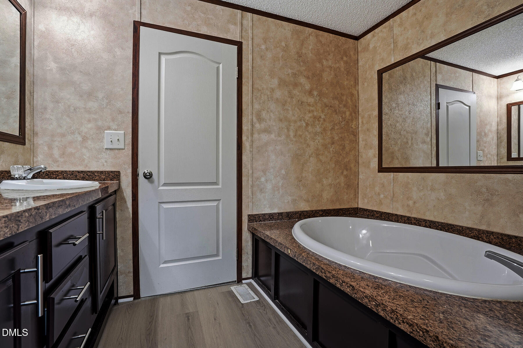 308 Morehead Drive 46 Property Photo 18