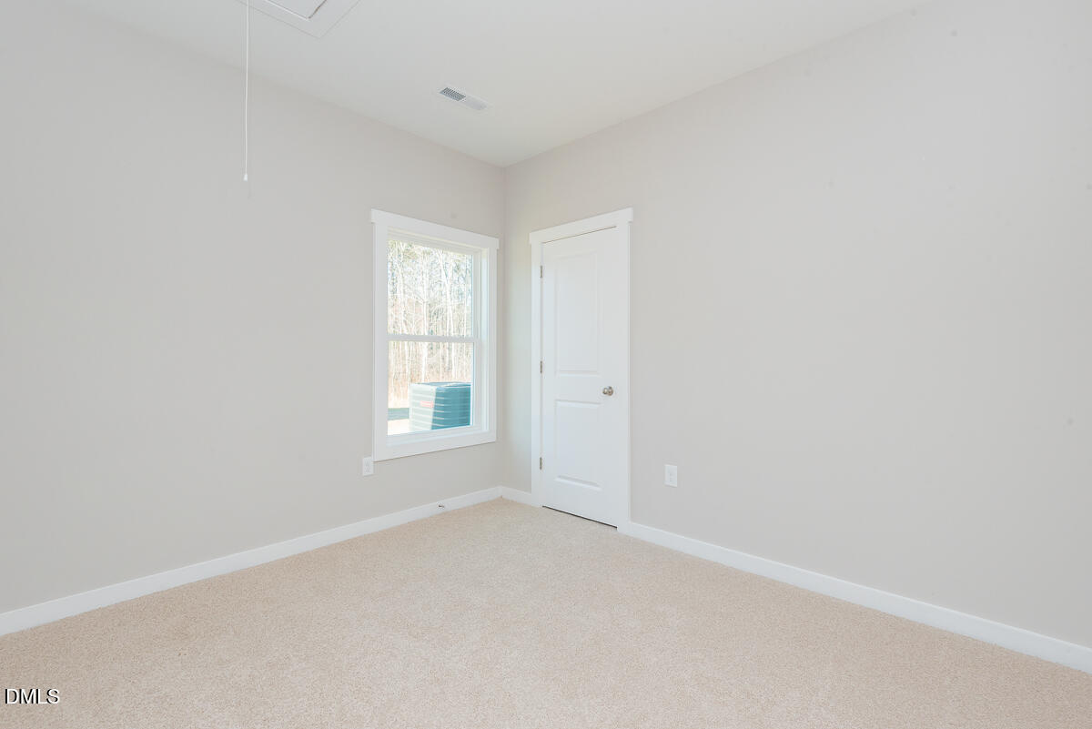 1061 Pinnix Loop Property Photo 13