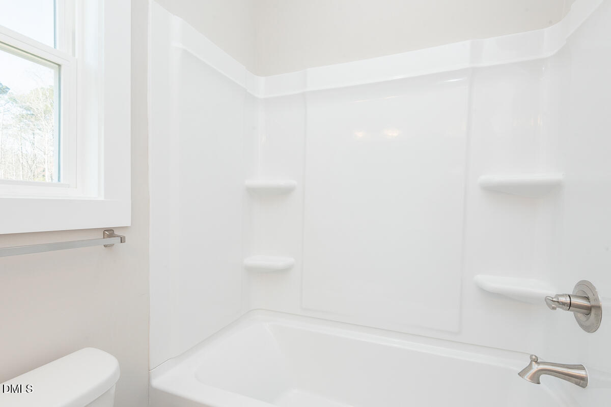 1061 Pinnix Loop Property Photo 18