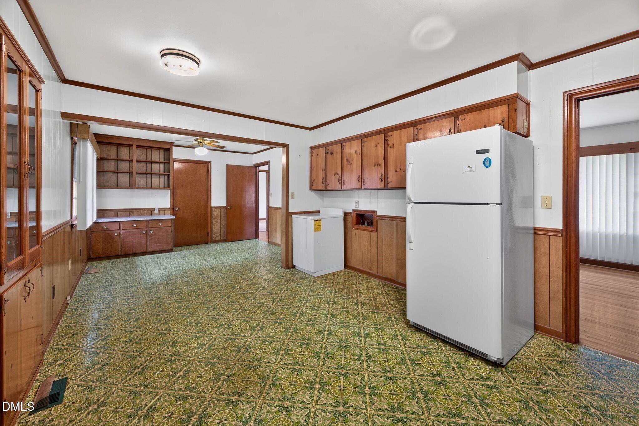 721 Wait Avenue Property Photo 5