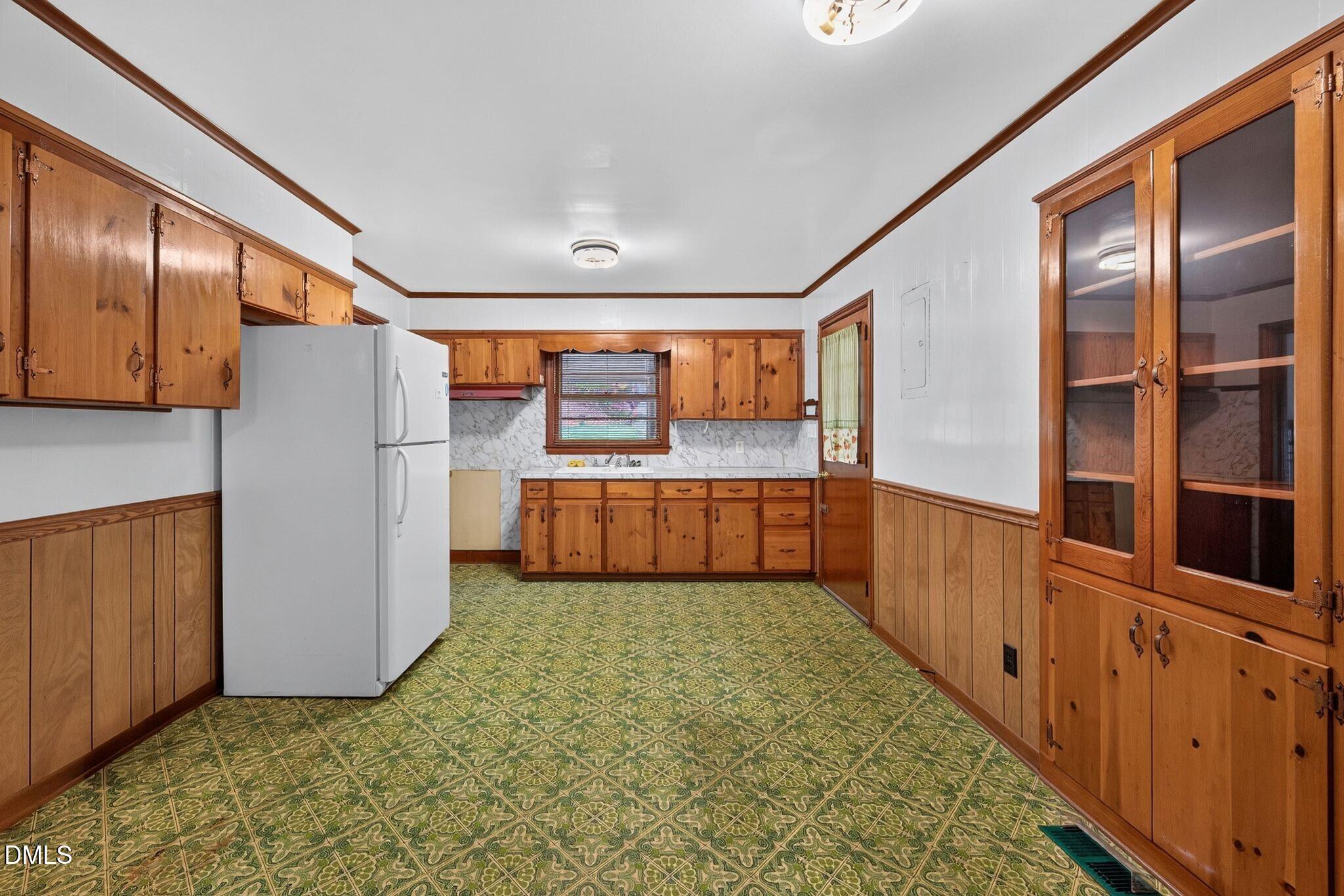 721 Wait Avenue Property Photo 10