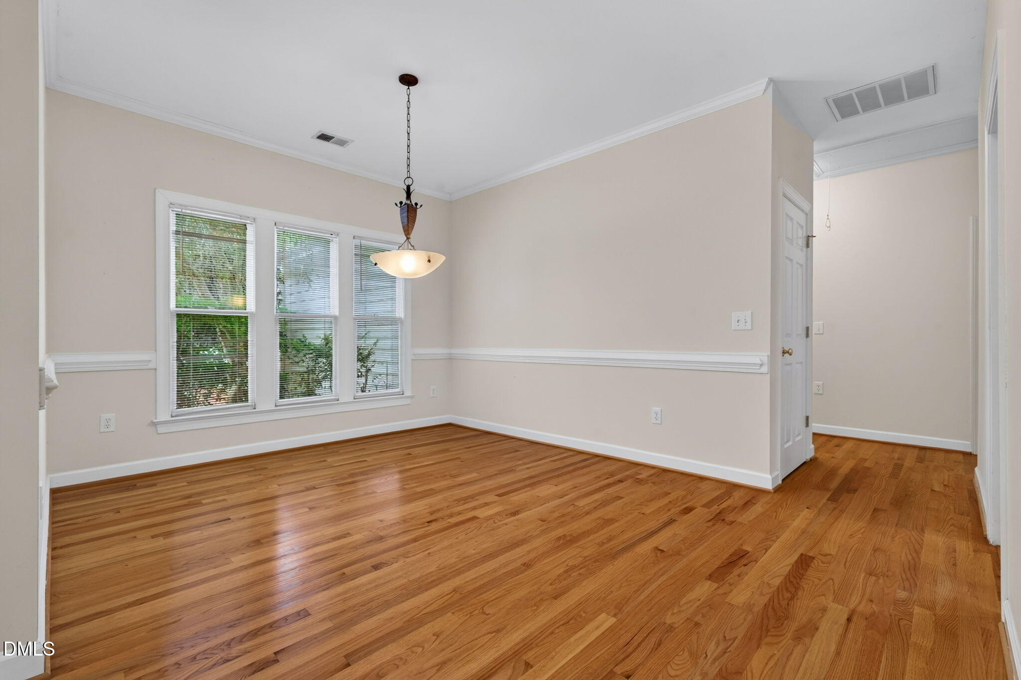 2125 Longwood Drive Property Photo 22
