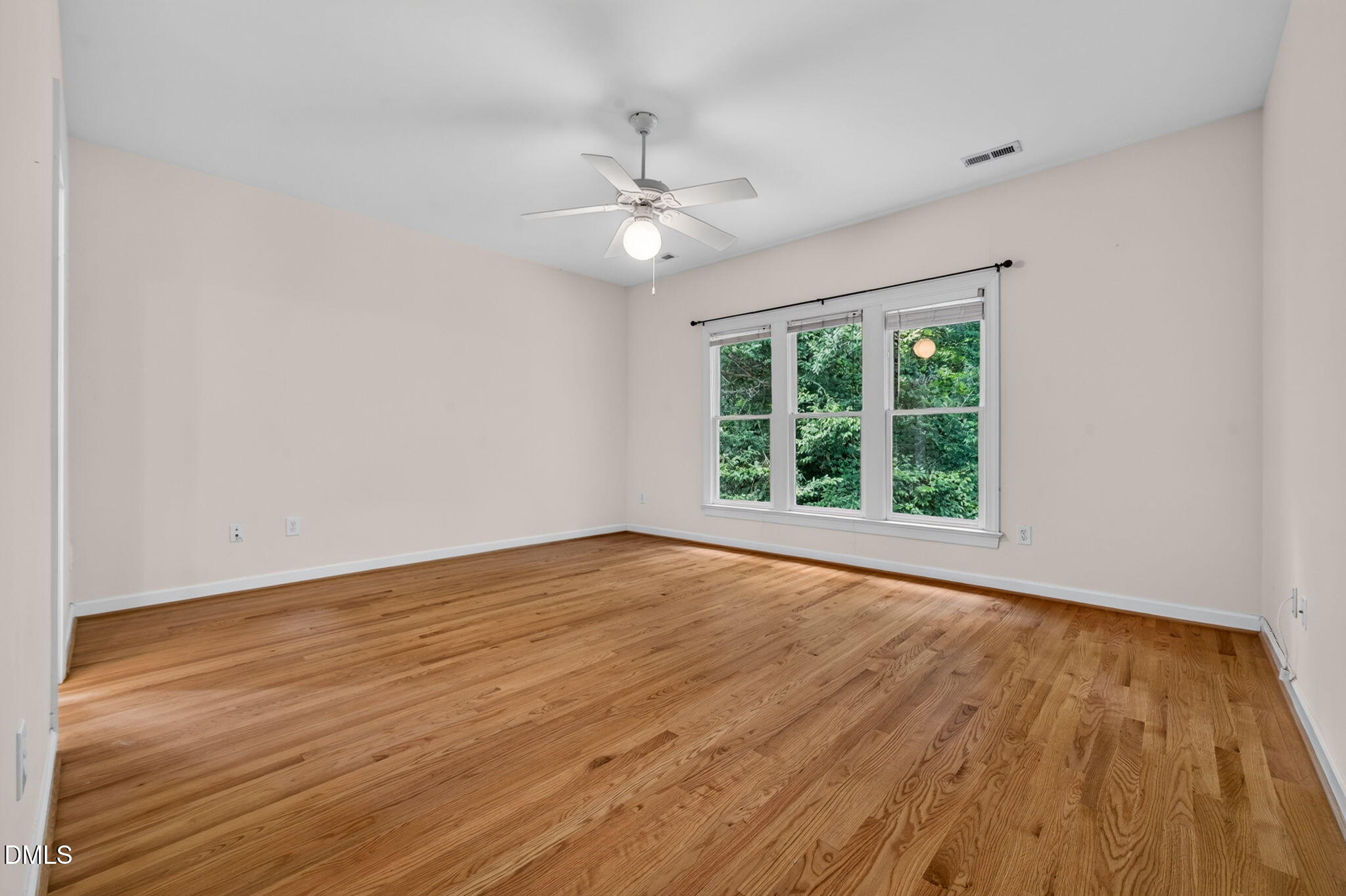 2125 Longwood Drive Property Photo 24