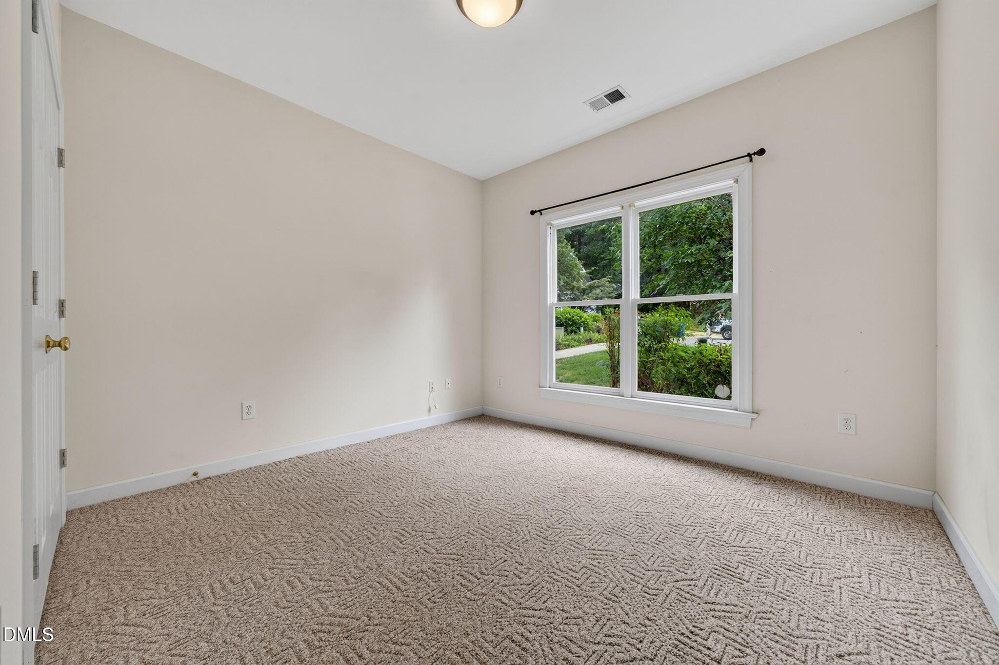 2125 Longwood Drive Property Photo 32