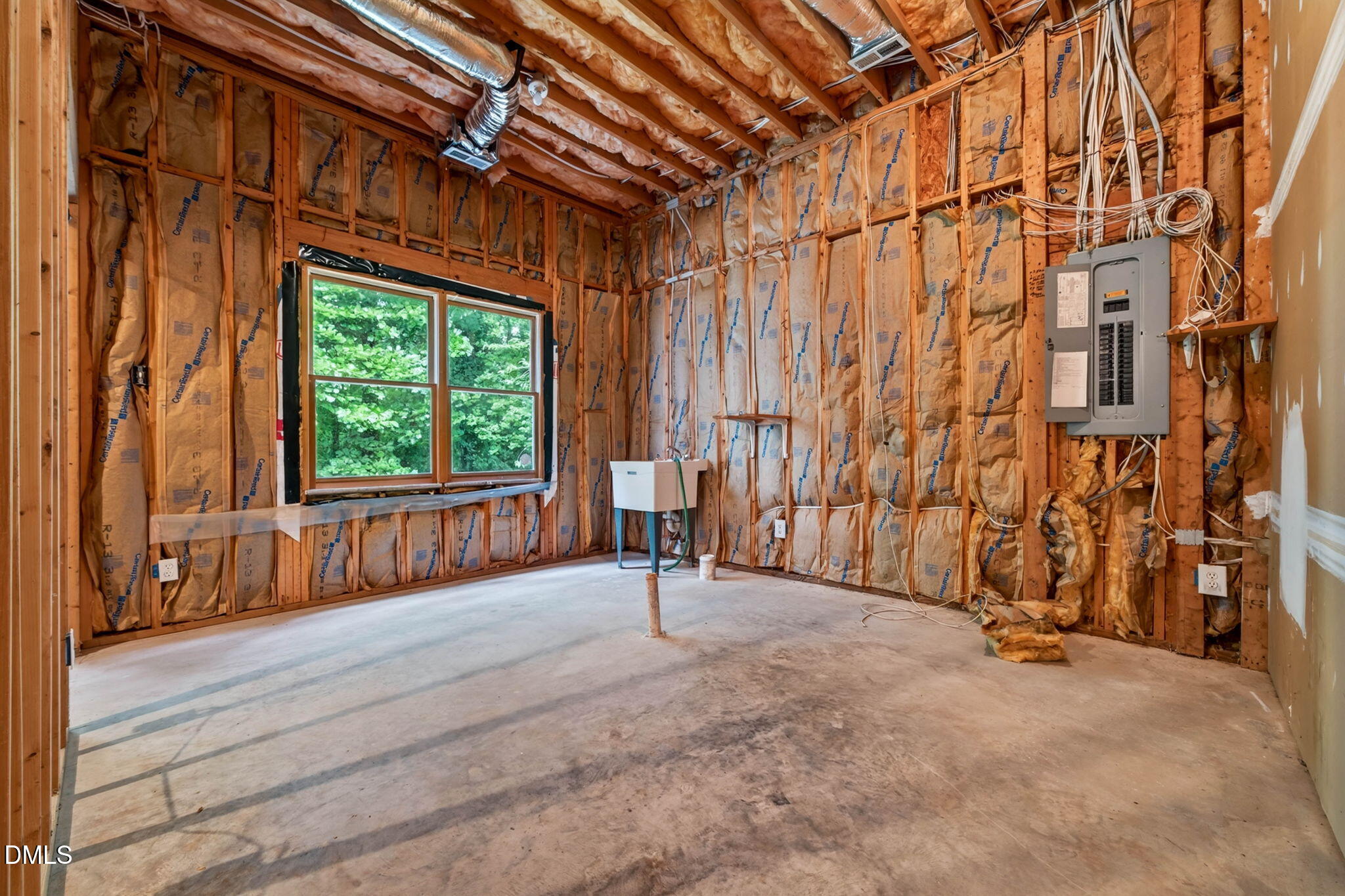 2125 Longwood Drive Property Photo 42