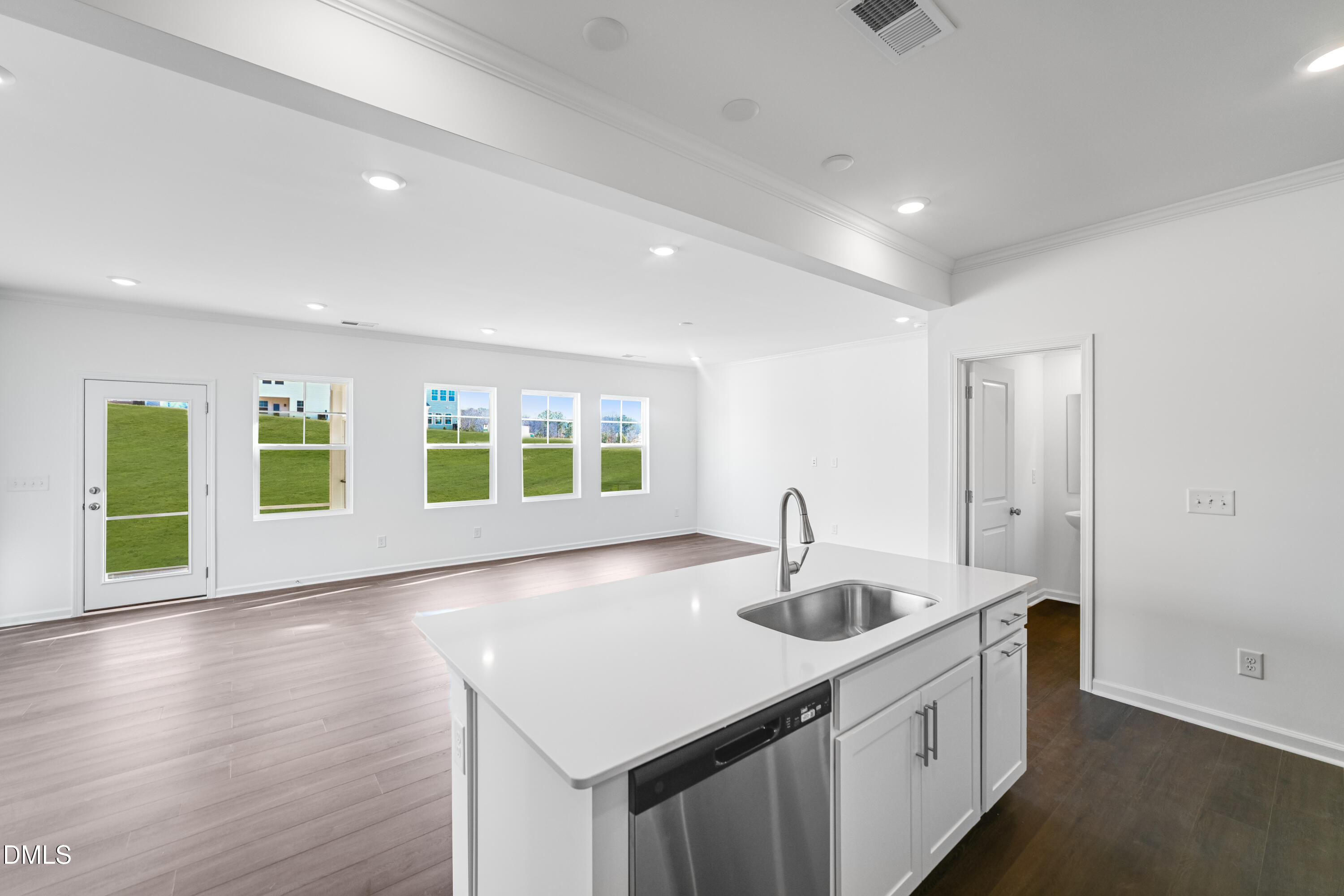 208 Browler Court Property Photo 8