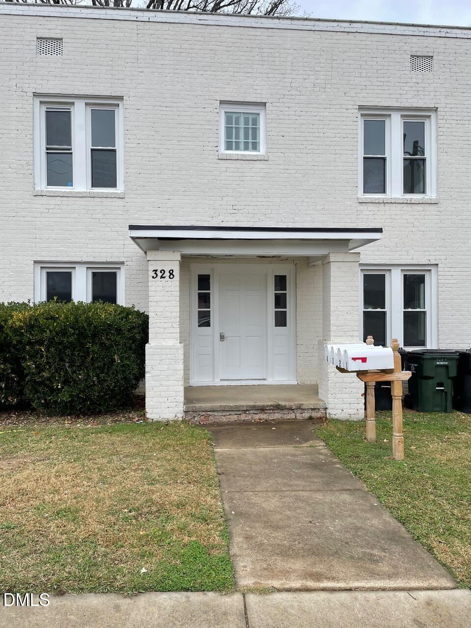 328 Sellars Street Property Photo 1