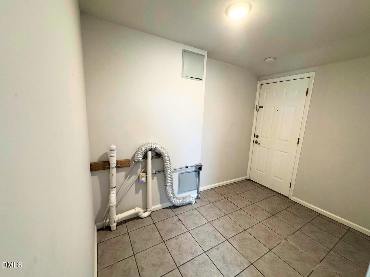 328 Sellars Street Property Photo 7