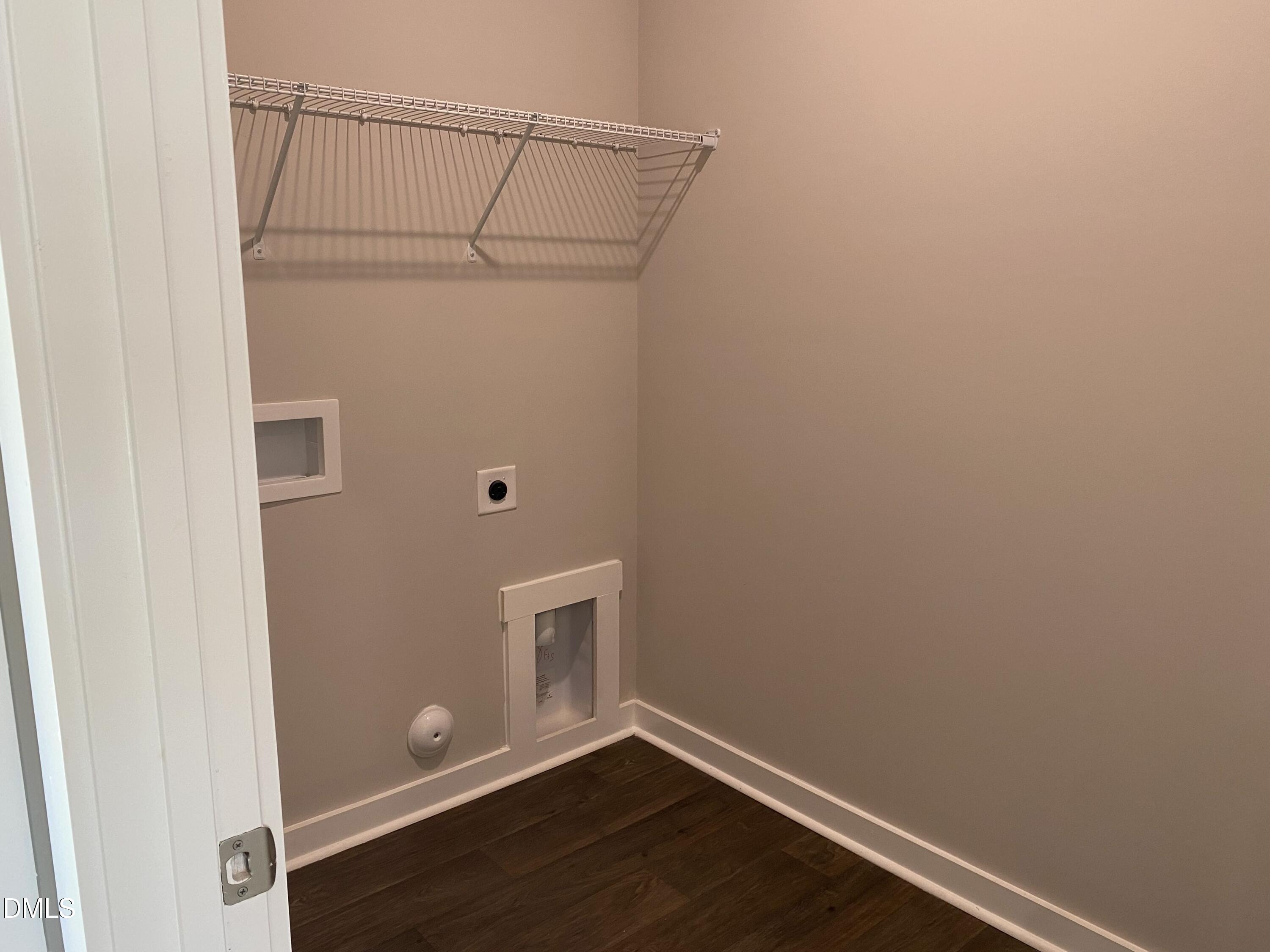 1057 Pinnix Loop Property Photo 12