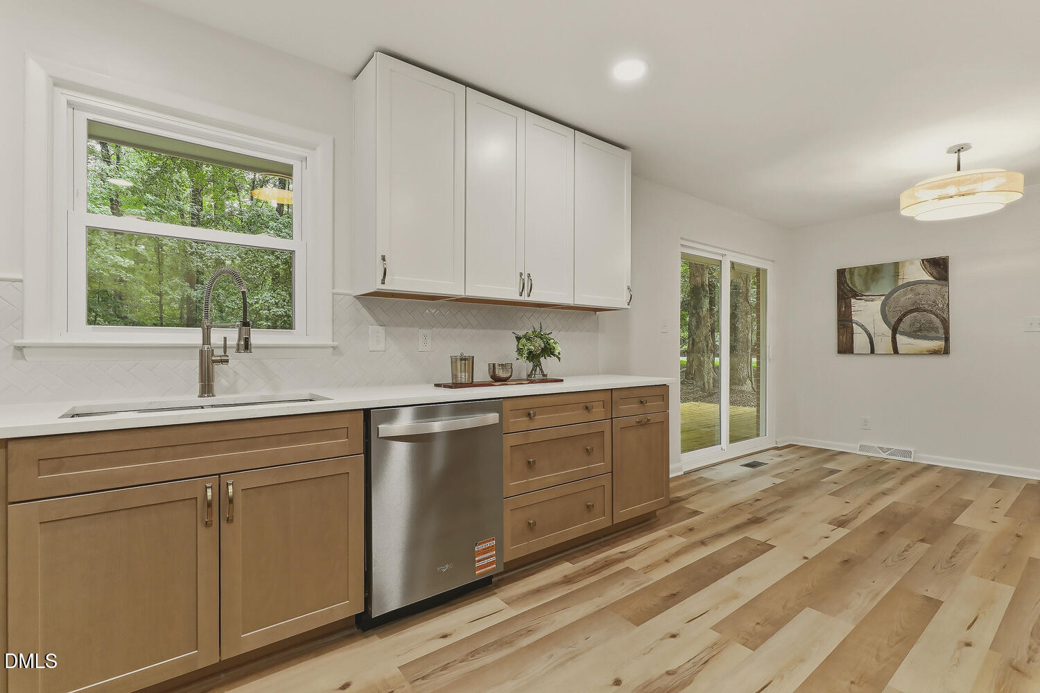 300 Simpson Street Property Photo 12