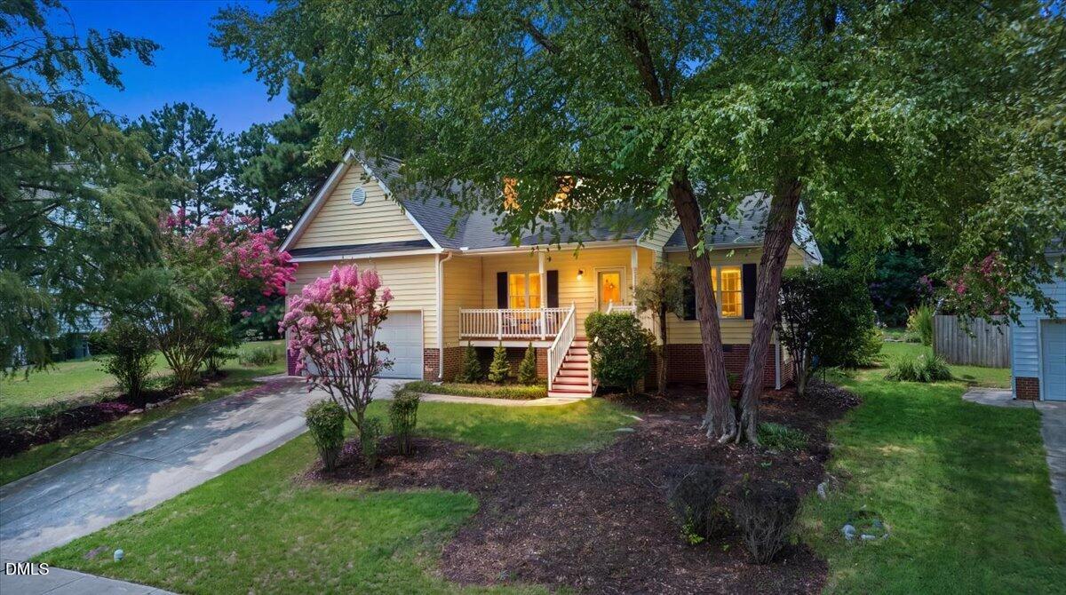206 Kelly West Drive Property Photo 1