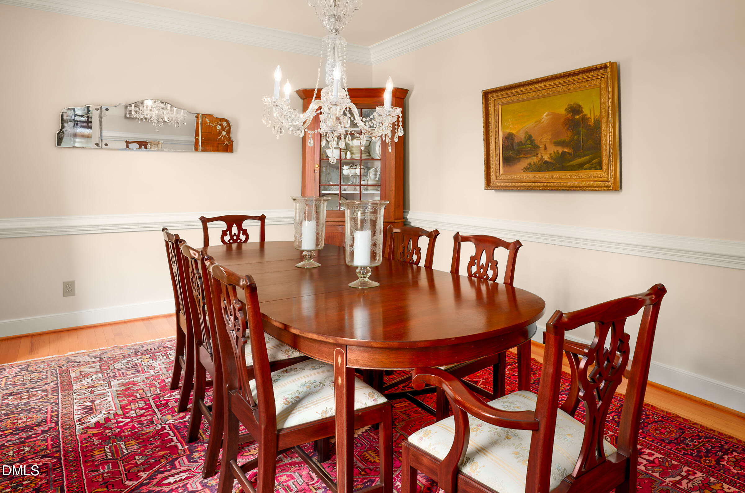 320 Lochside Drive Property Photo 11