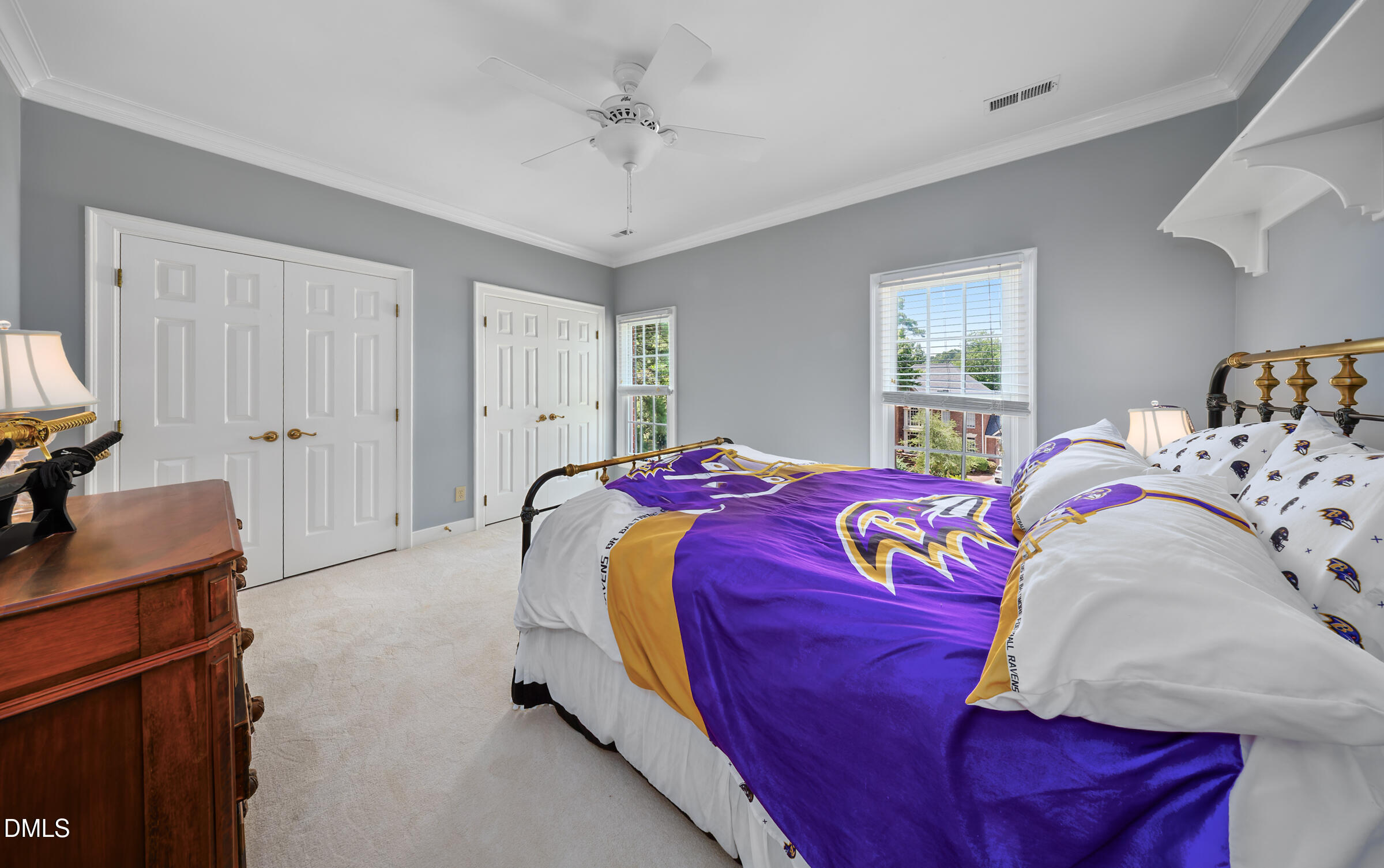 320 Lochside Drive Property Photo 44