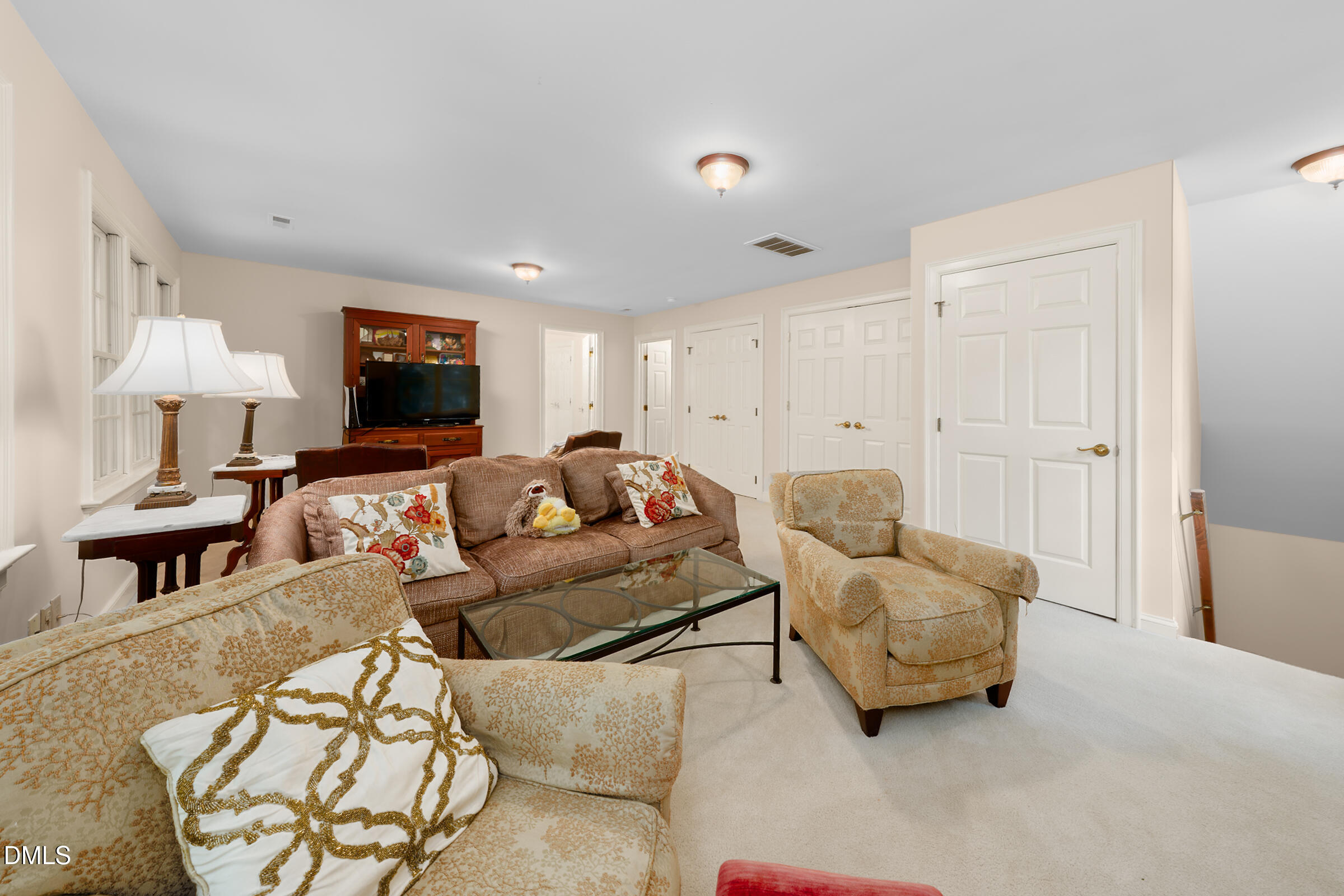 320 Lochside Drive Property Photo 51
