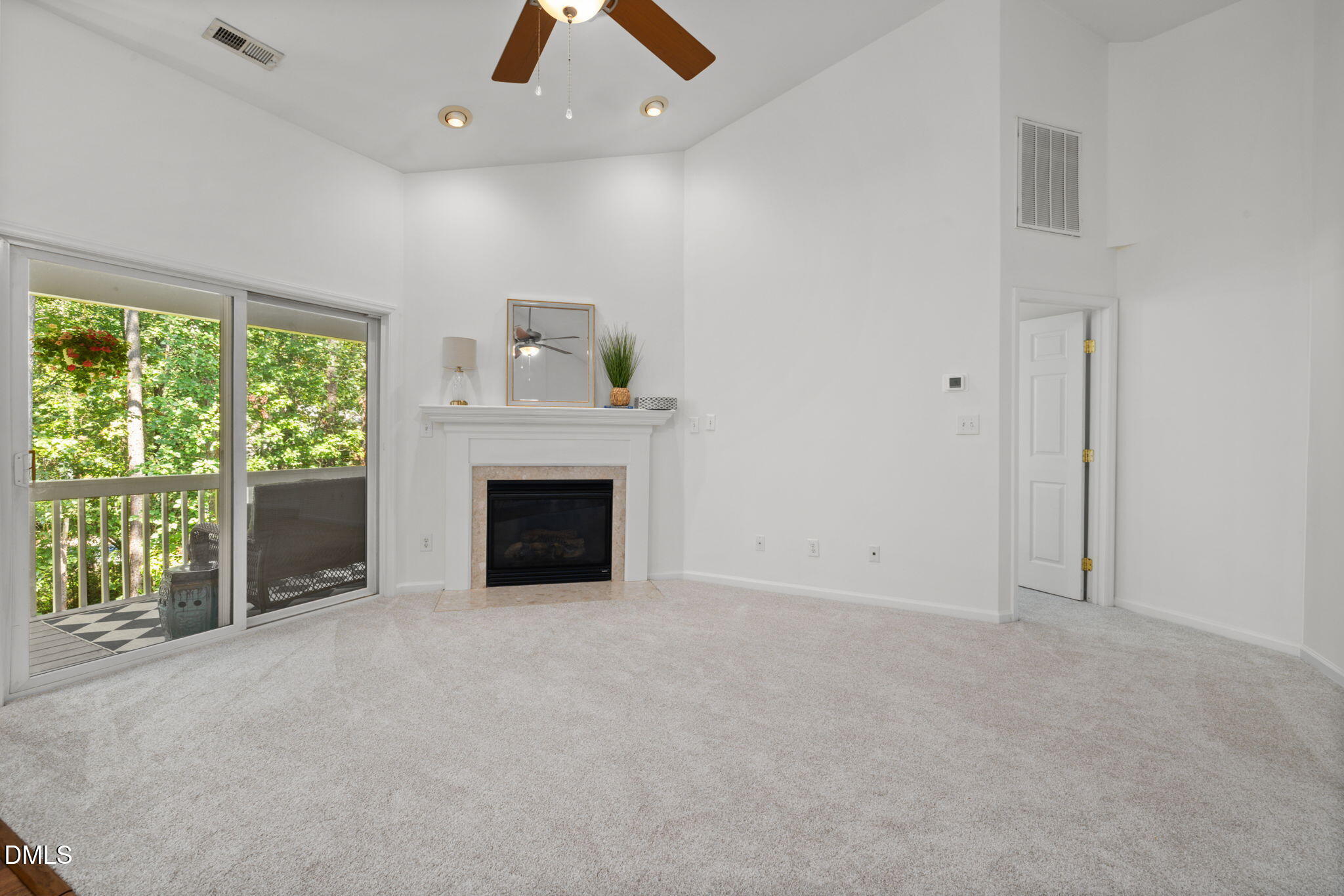 8311 Hempshire Place 204 Property Photo 4