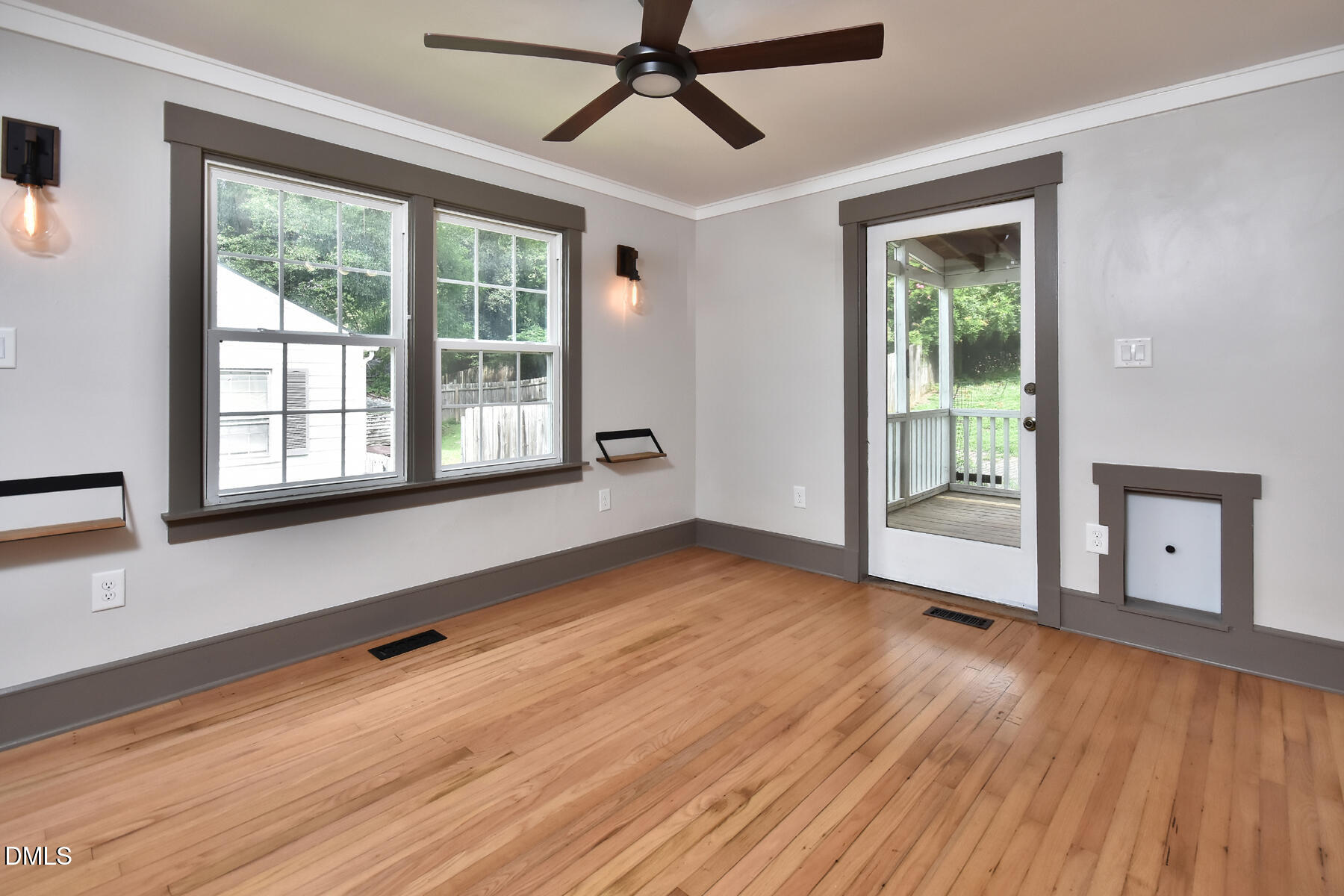1837 Forest Road Property Photo 20