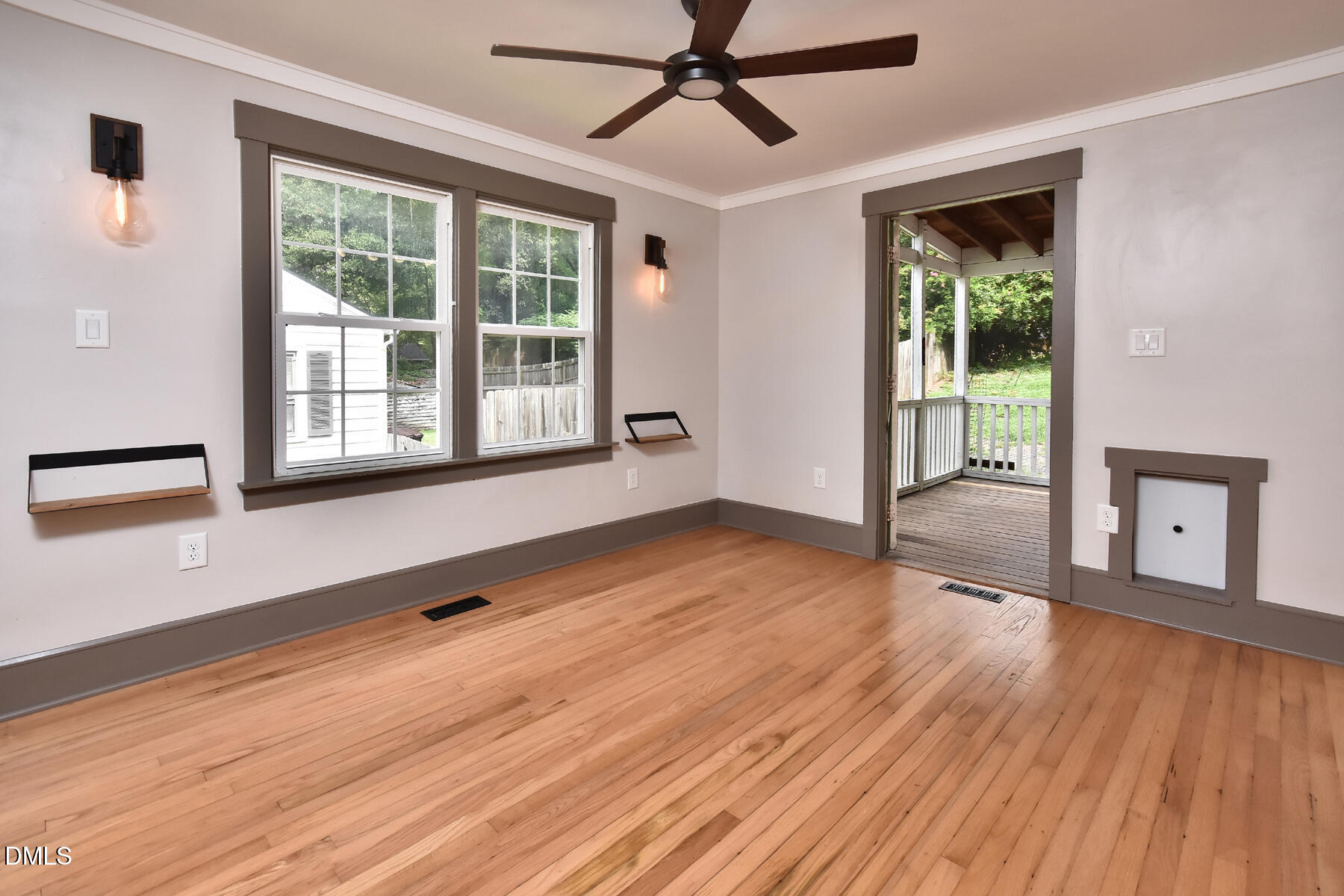 1837 Forest Road Property Photo 21