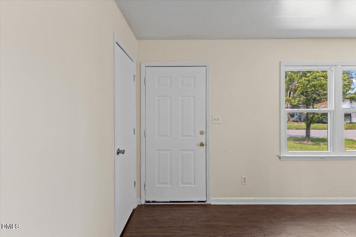 805 E Highland Avenue Property Photo 2