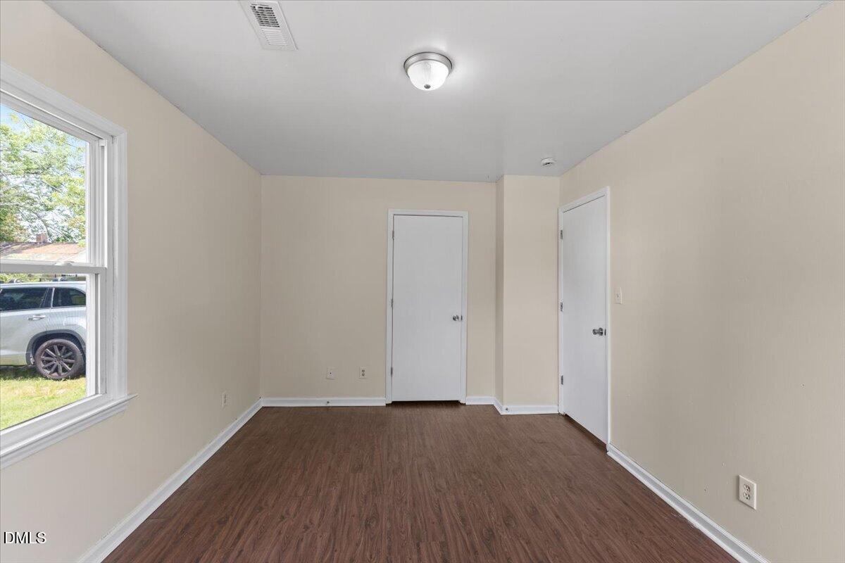 805 E Highland Avenue Property Photo 16