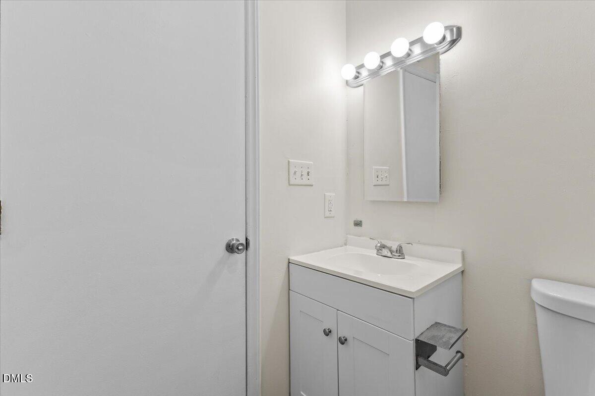 805 E Highland Avenue Property Photo 21