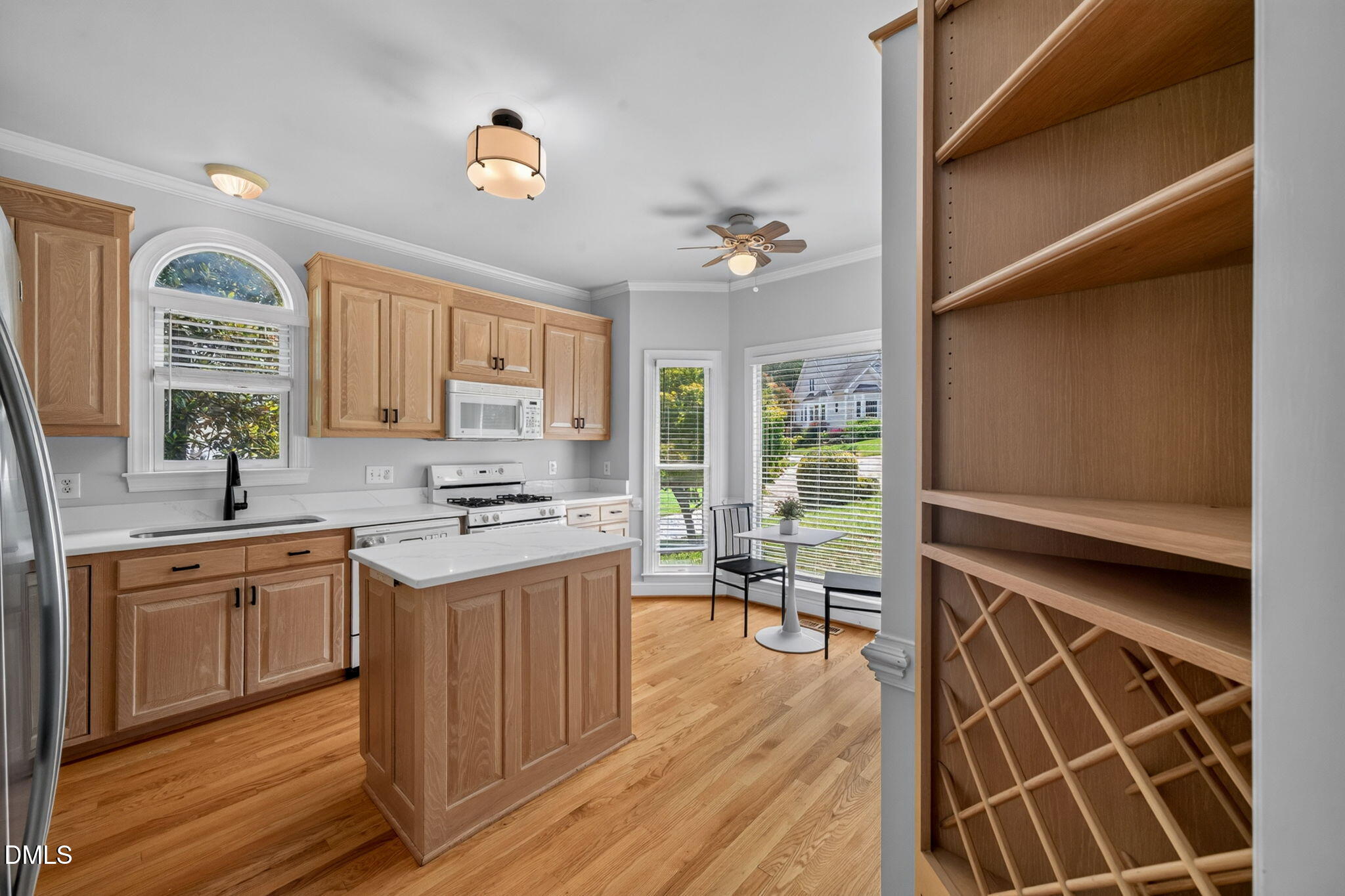 8121 Bluffridge Drive Property Photo 14