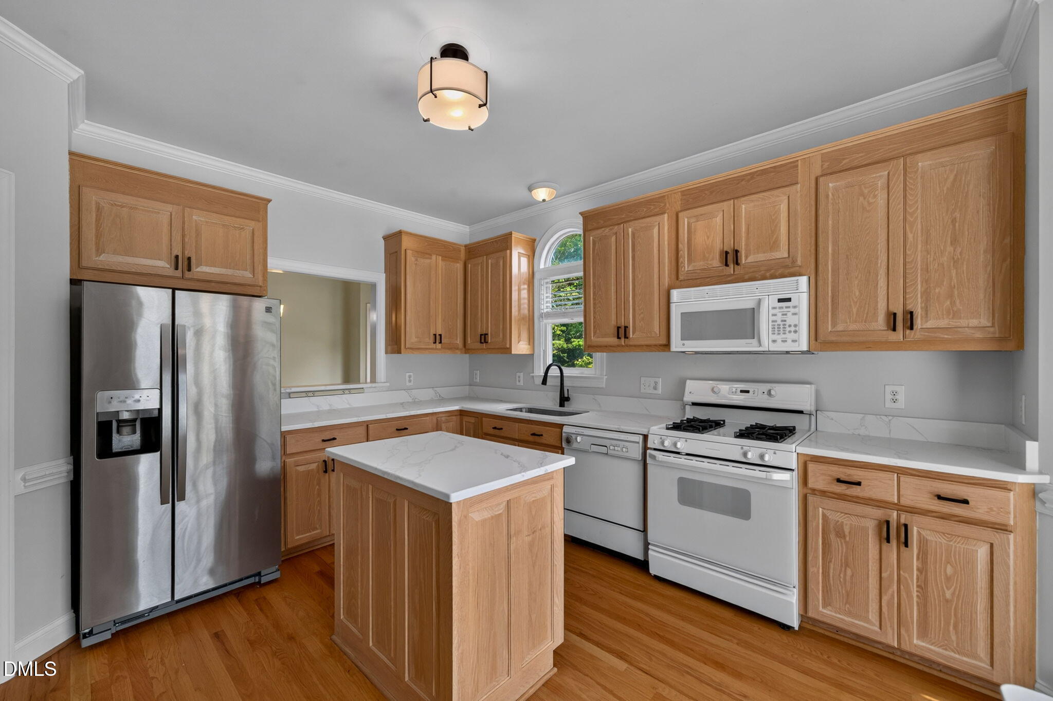 8121 Bluffridge Drive Property Photo 16