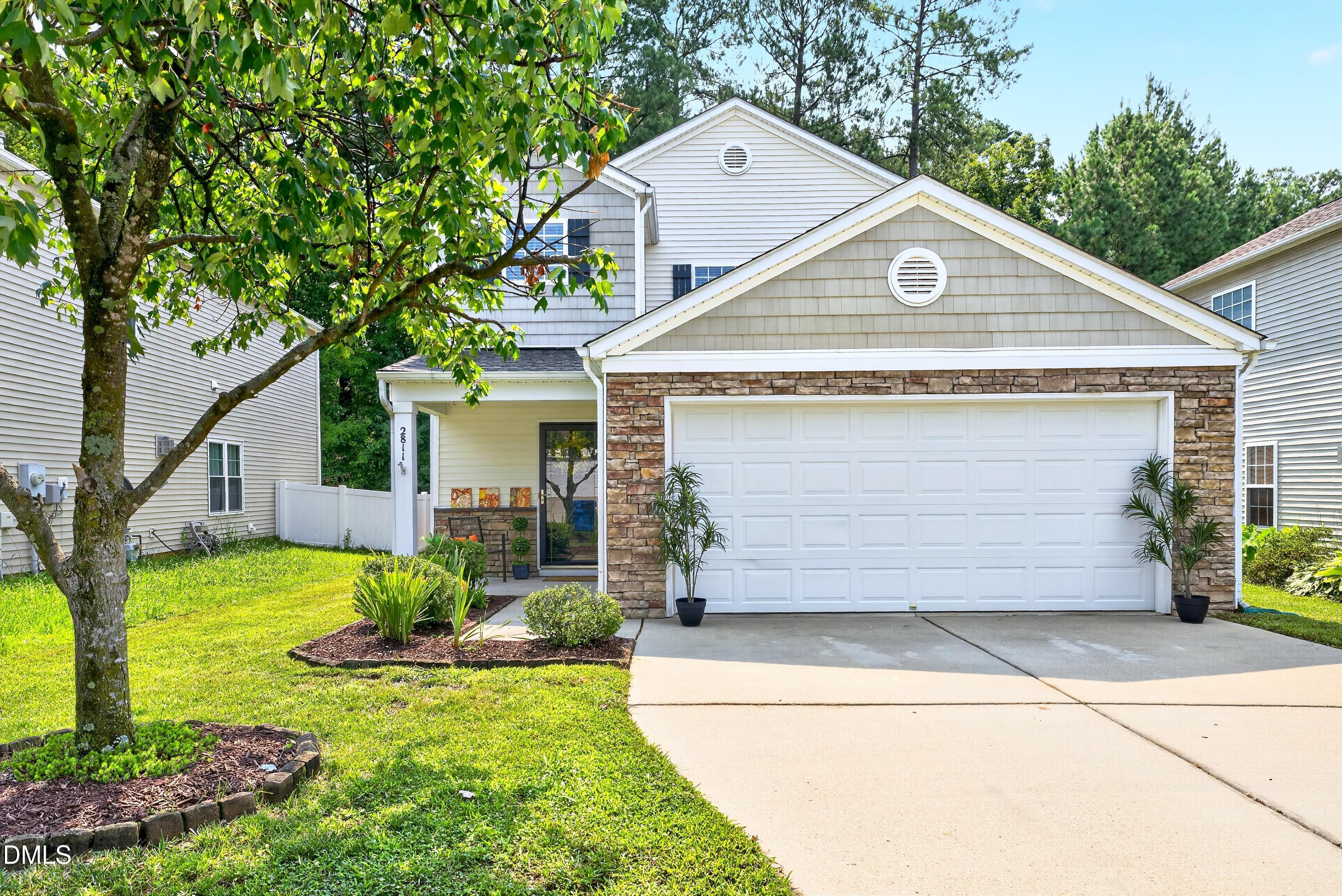 2811 Skybrook Lane Property Photo 1