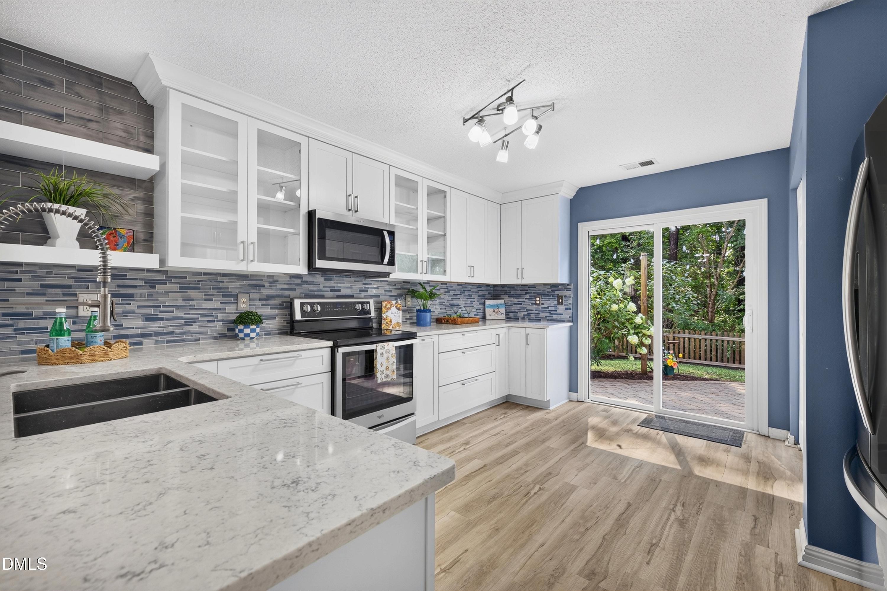 2811 Skybrook Lane Property Photo 14
