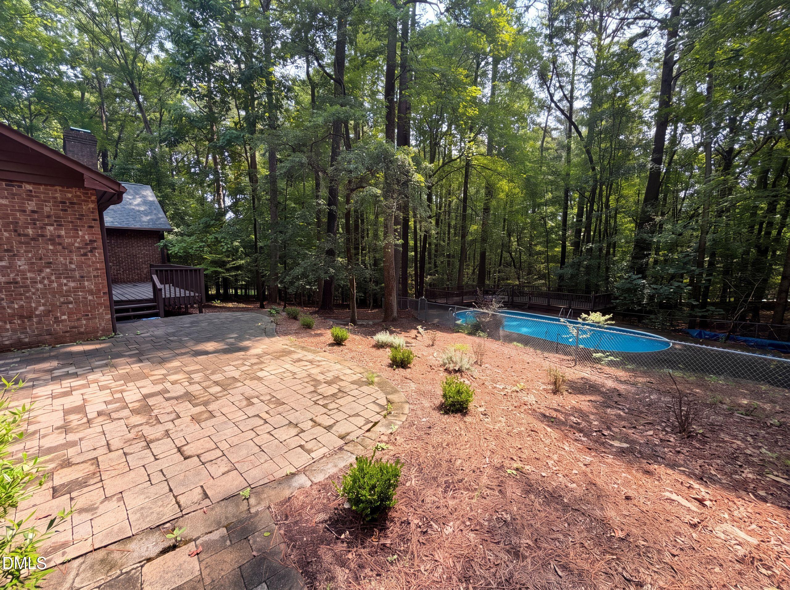 204 Boulder Bluff Trail Property Photo 16
