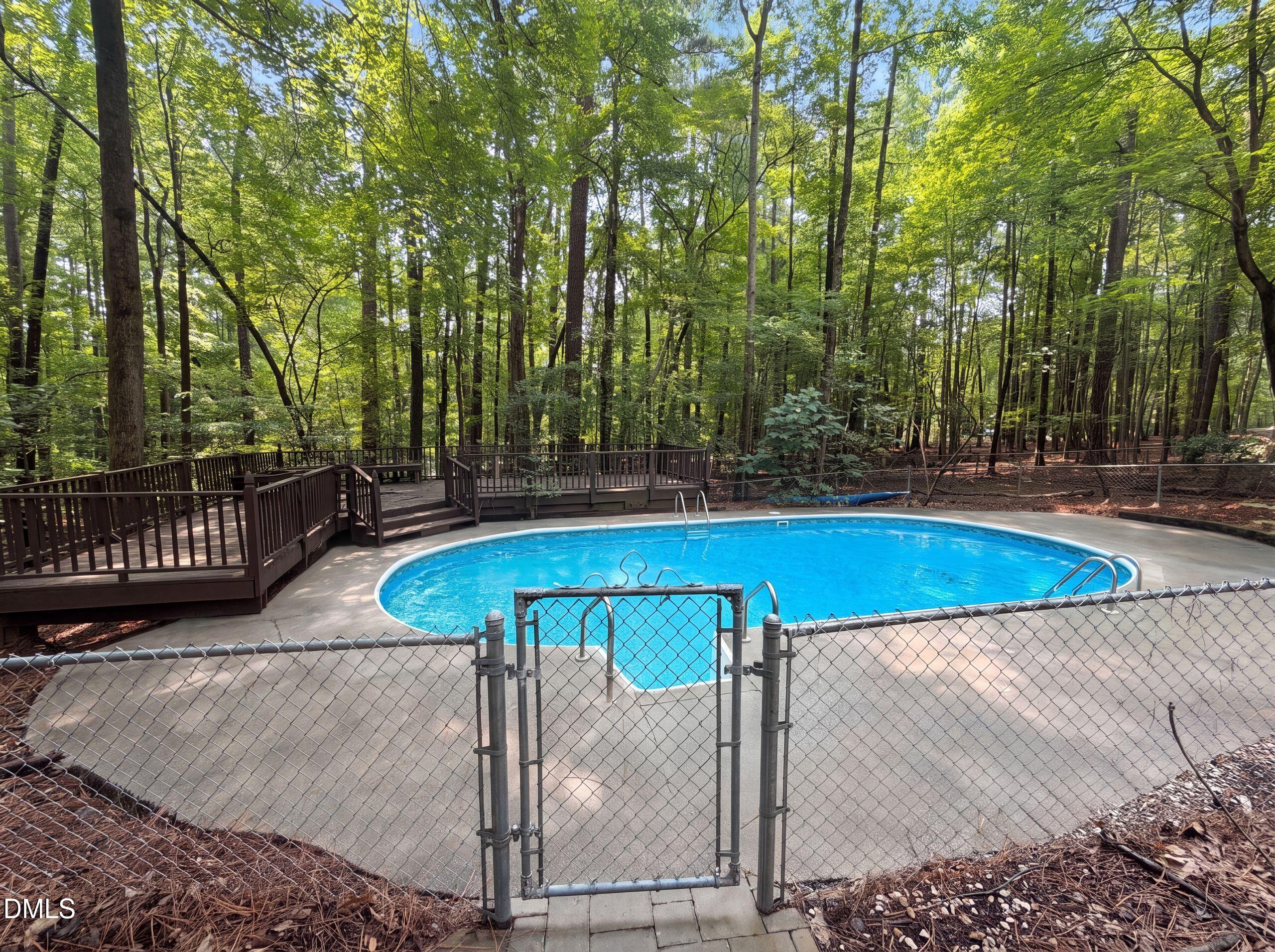 204 Boulder Bluff Trail Property Photo 17